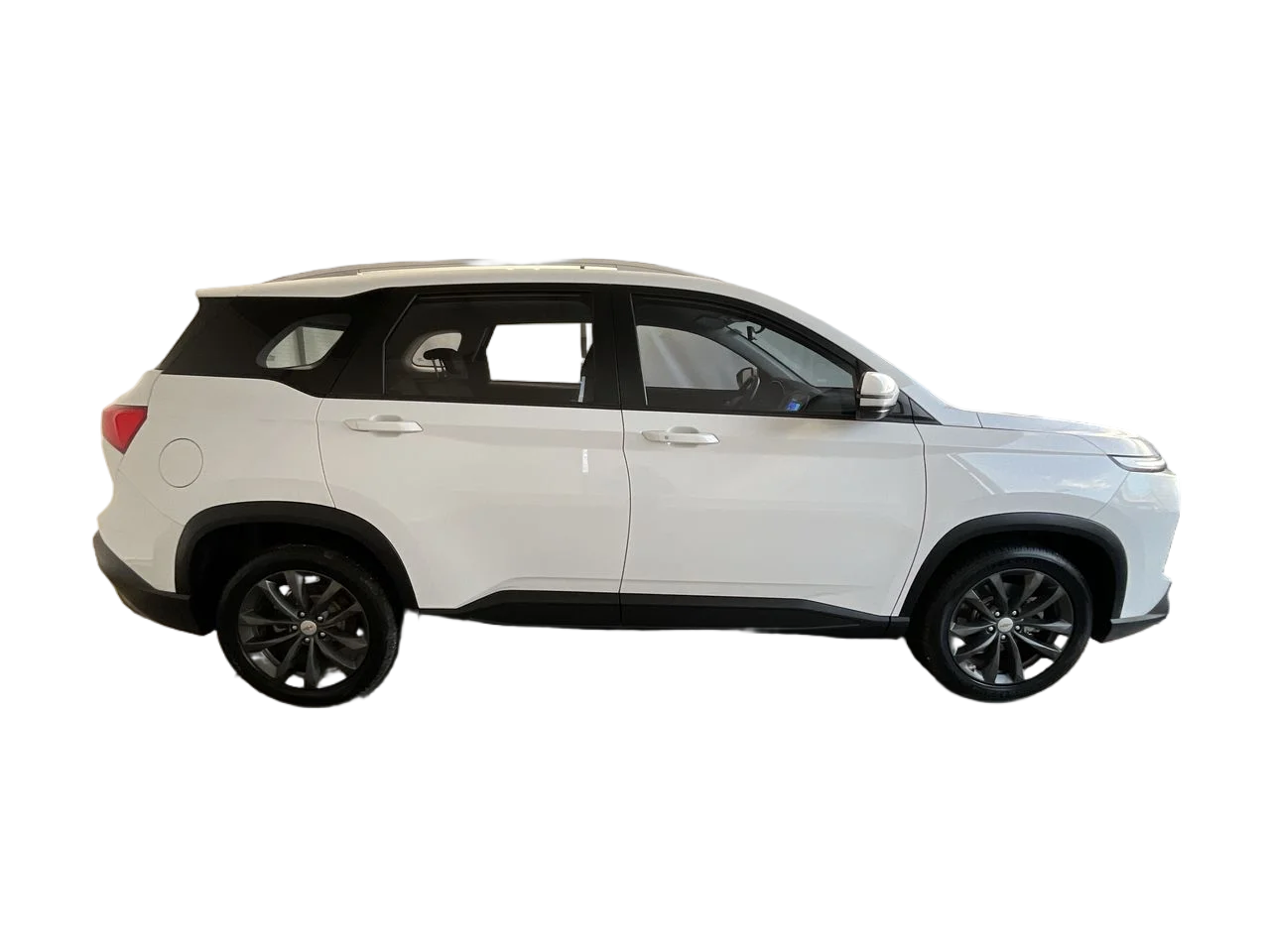 Exterior 8