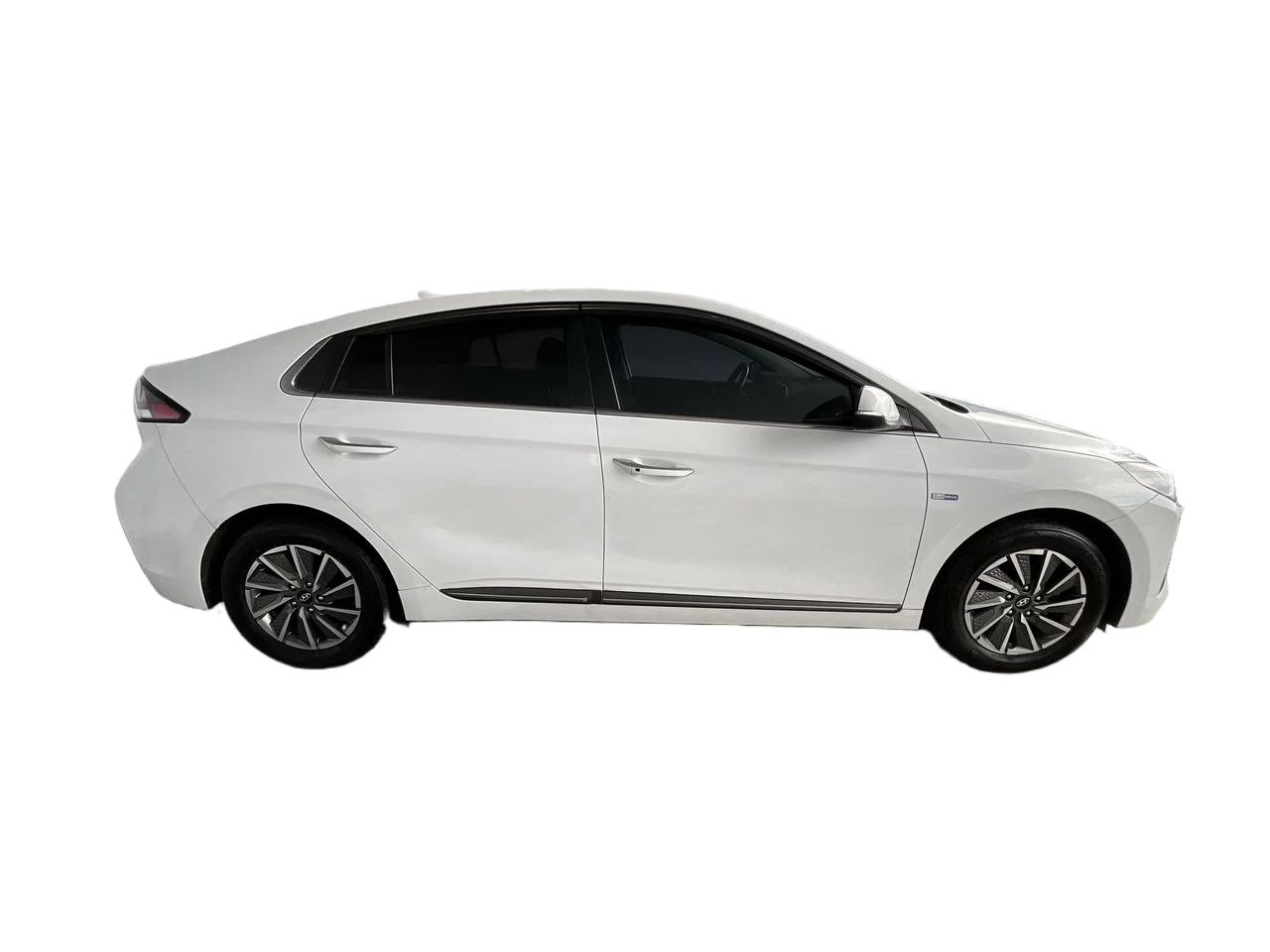 Exterior 8