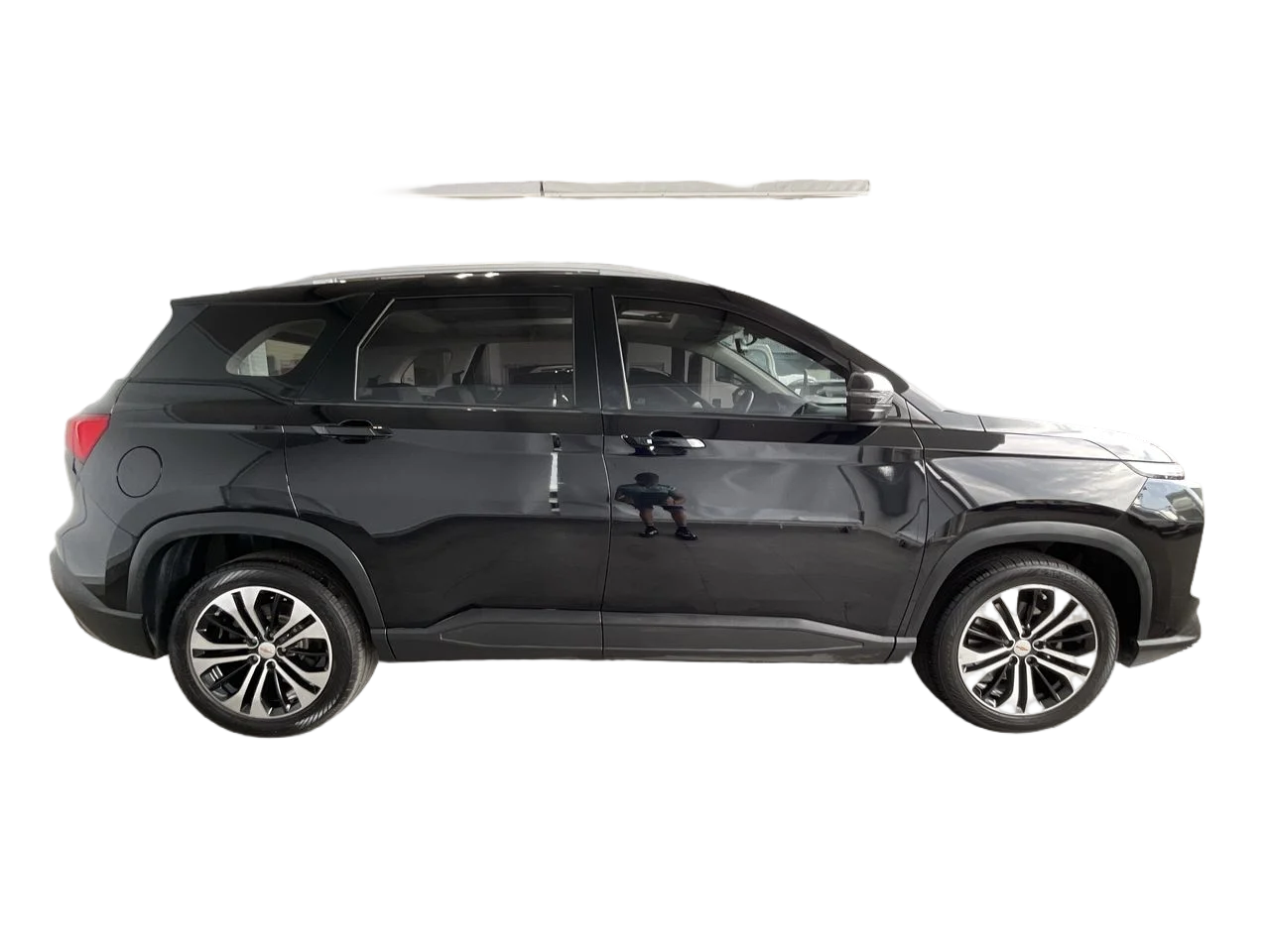 Exterior 8