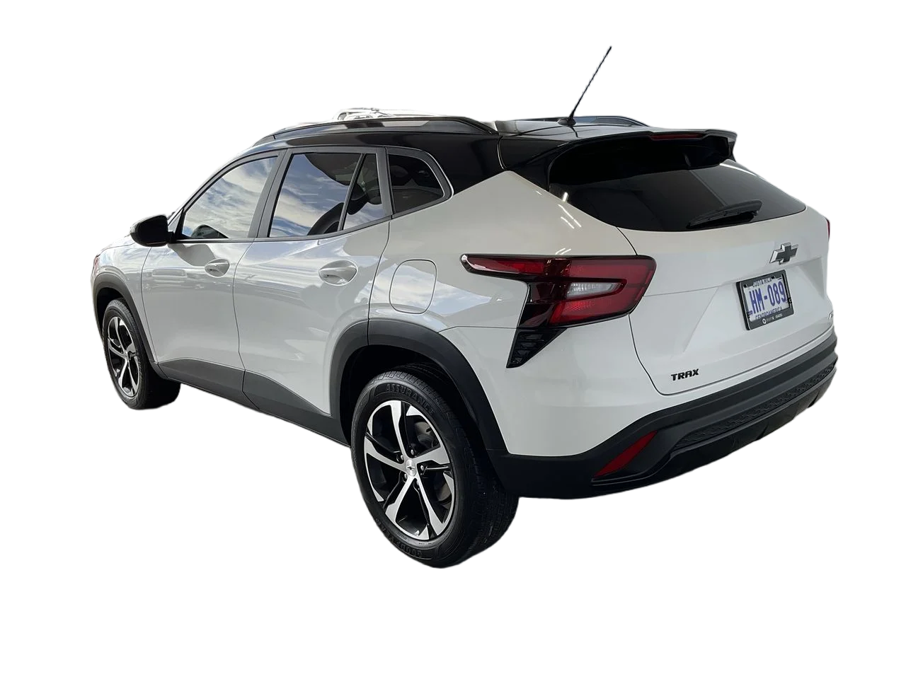 Exterior 4