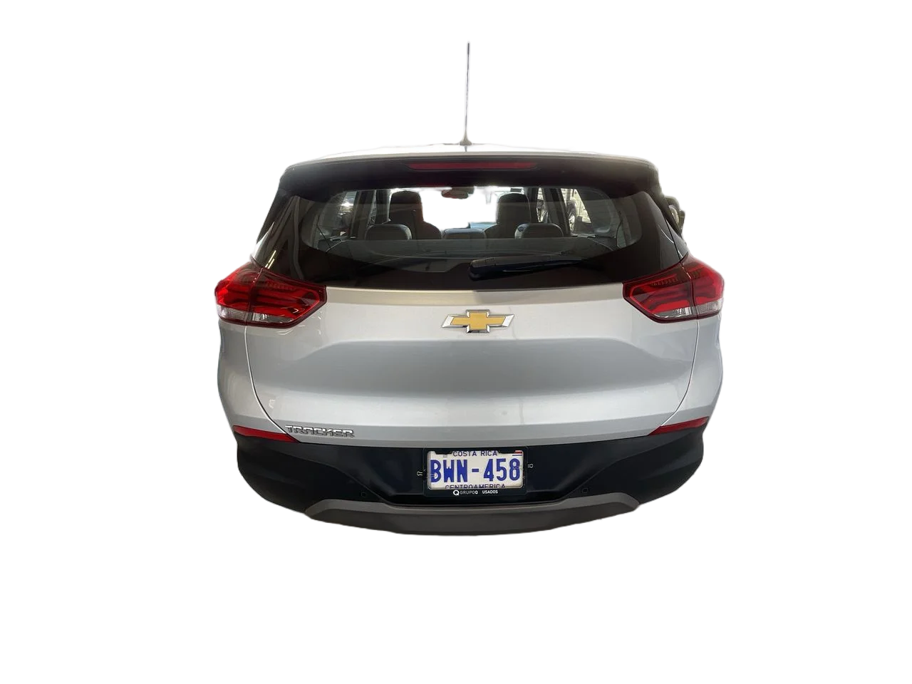 Exterior 6