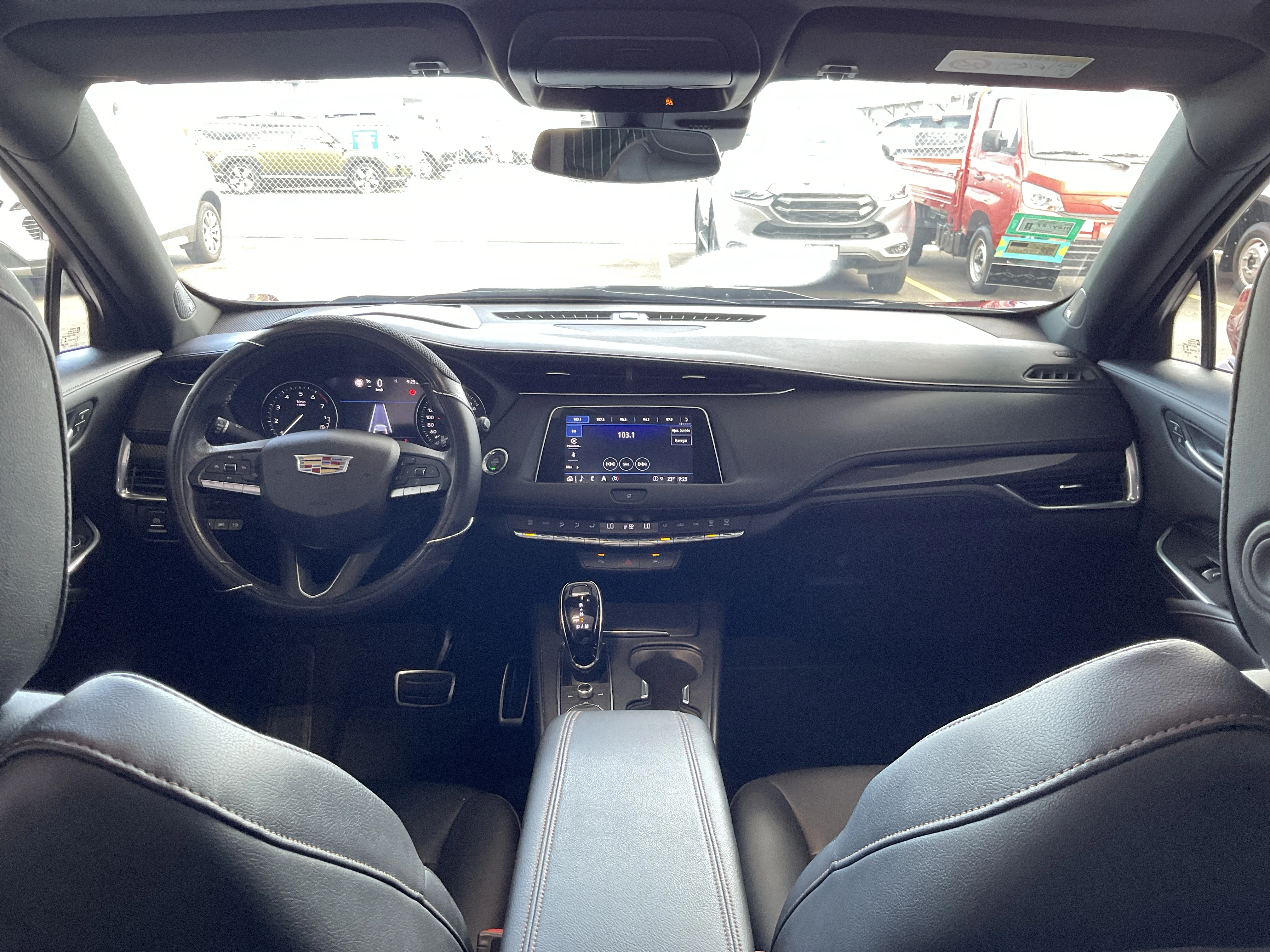 Interior 11