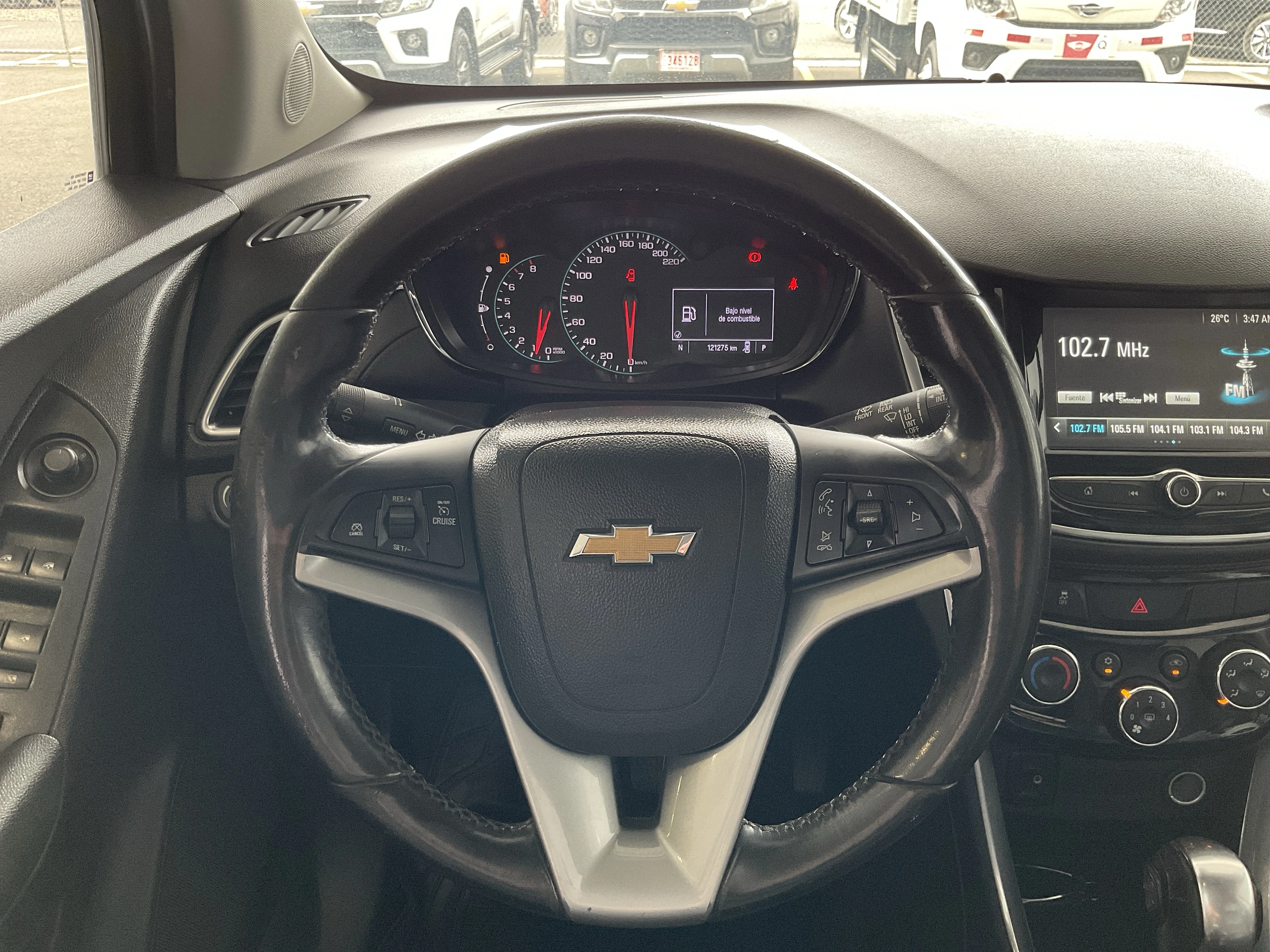 Interior 12