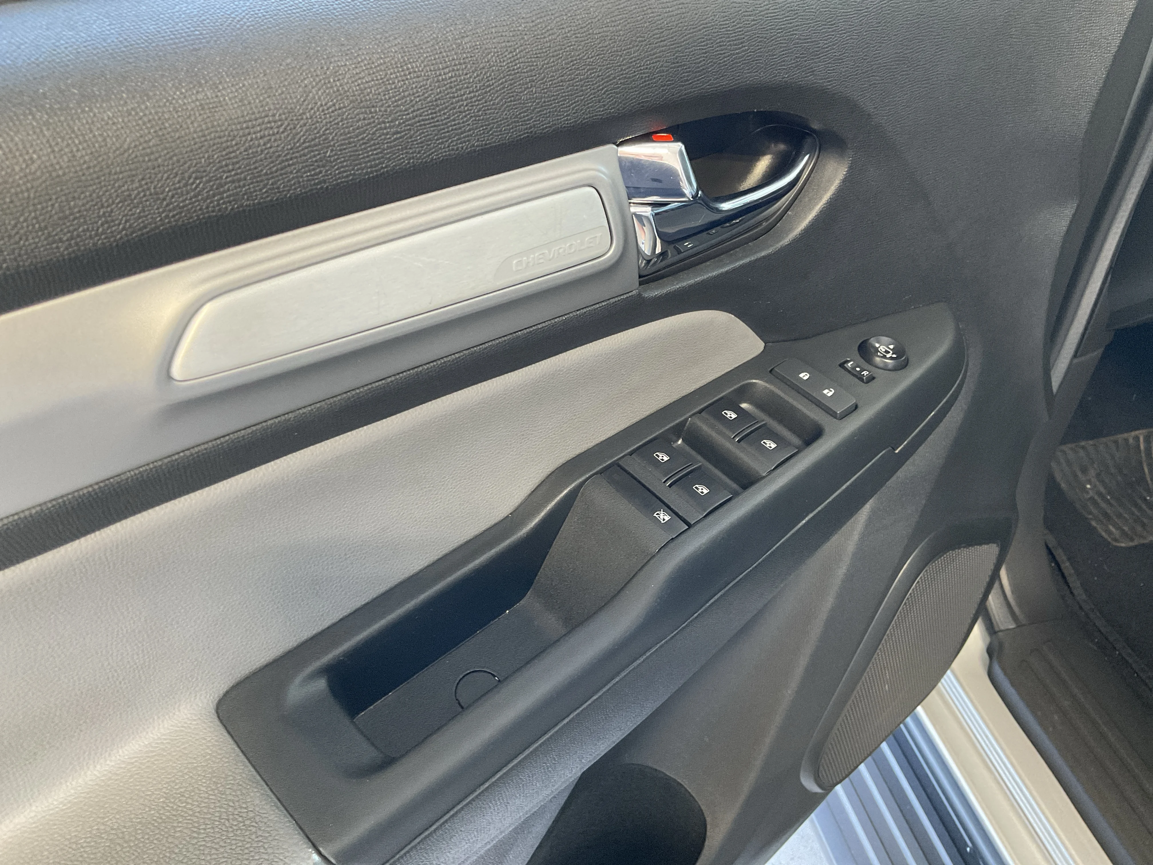 Interior 5