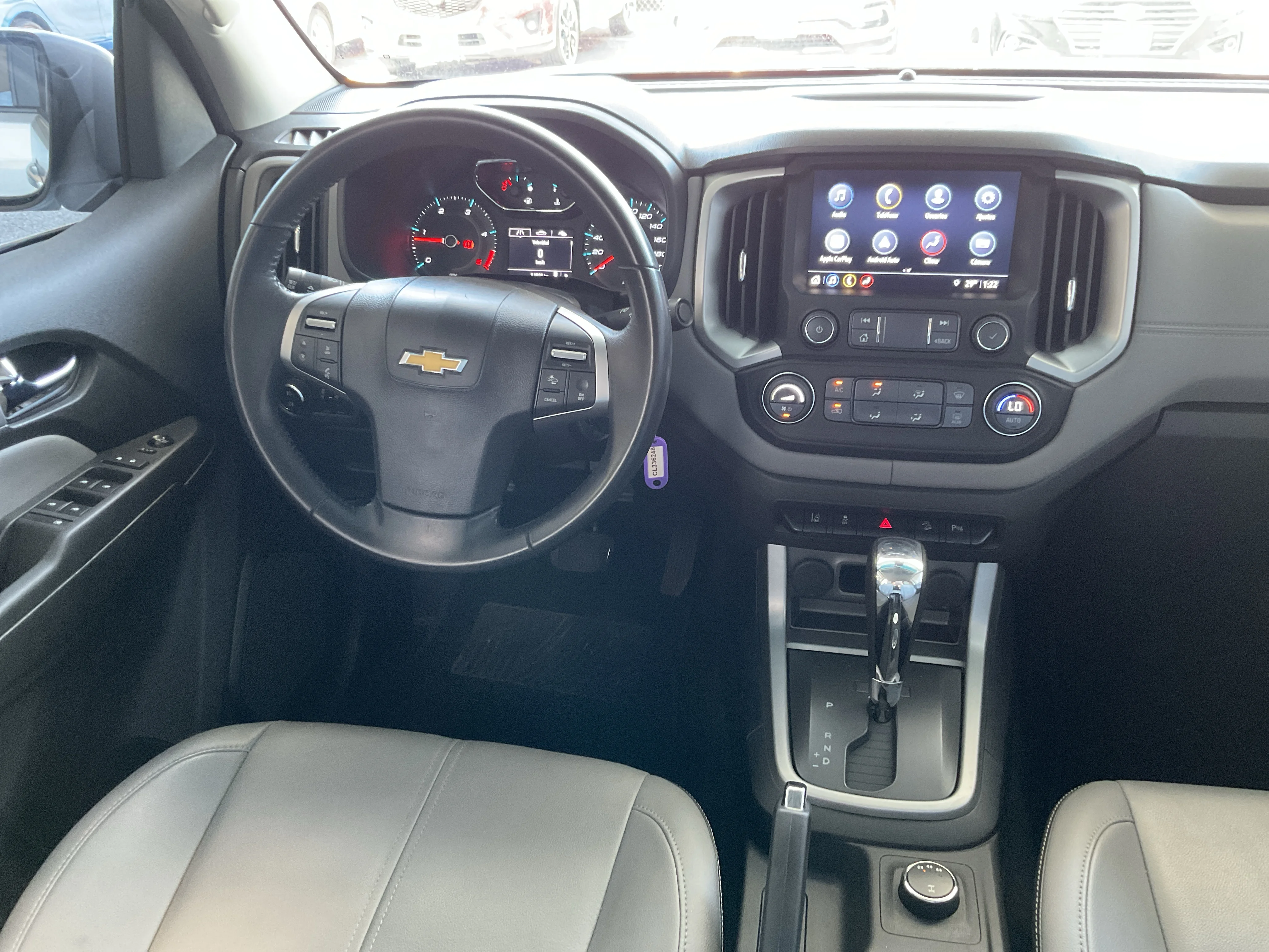Interior 9