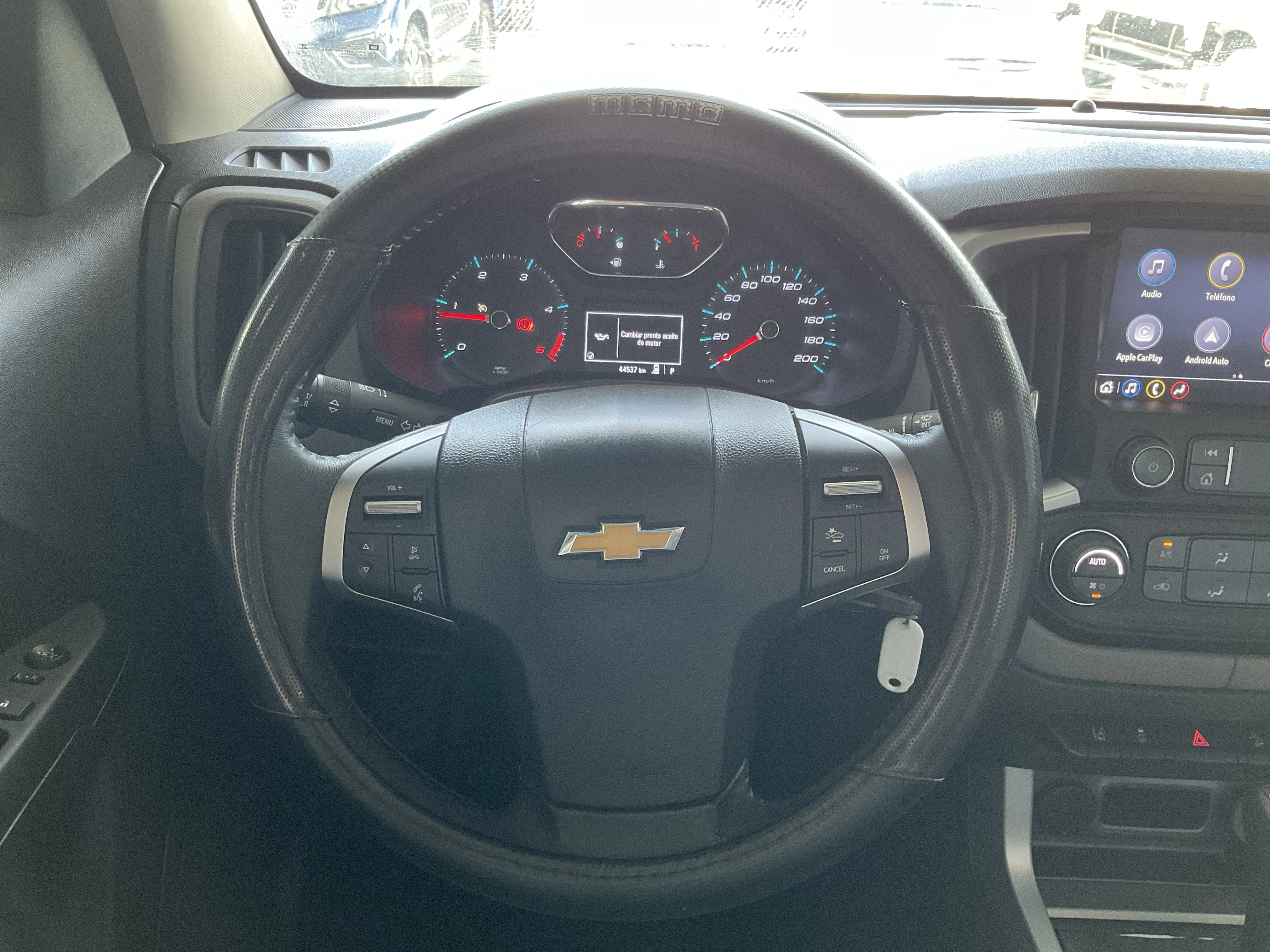 Interior 11