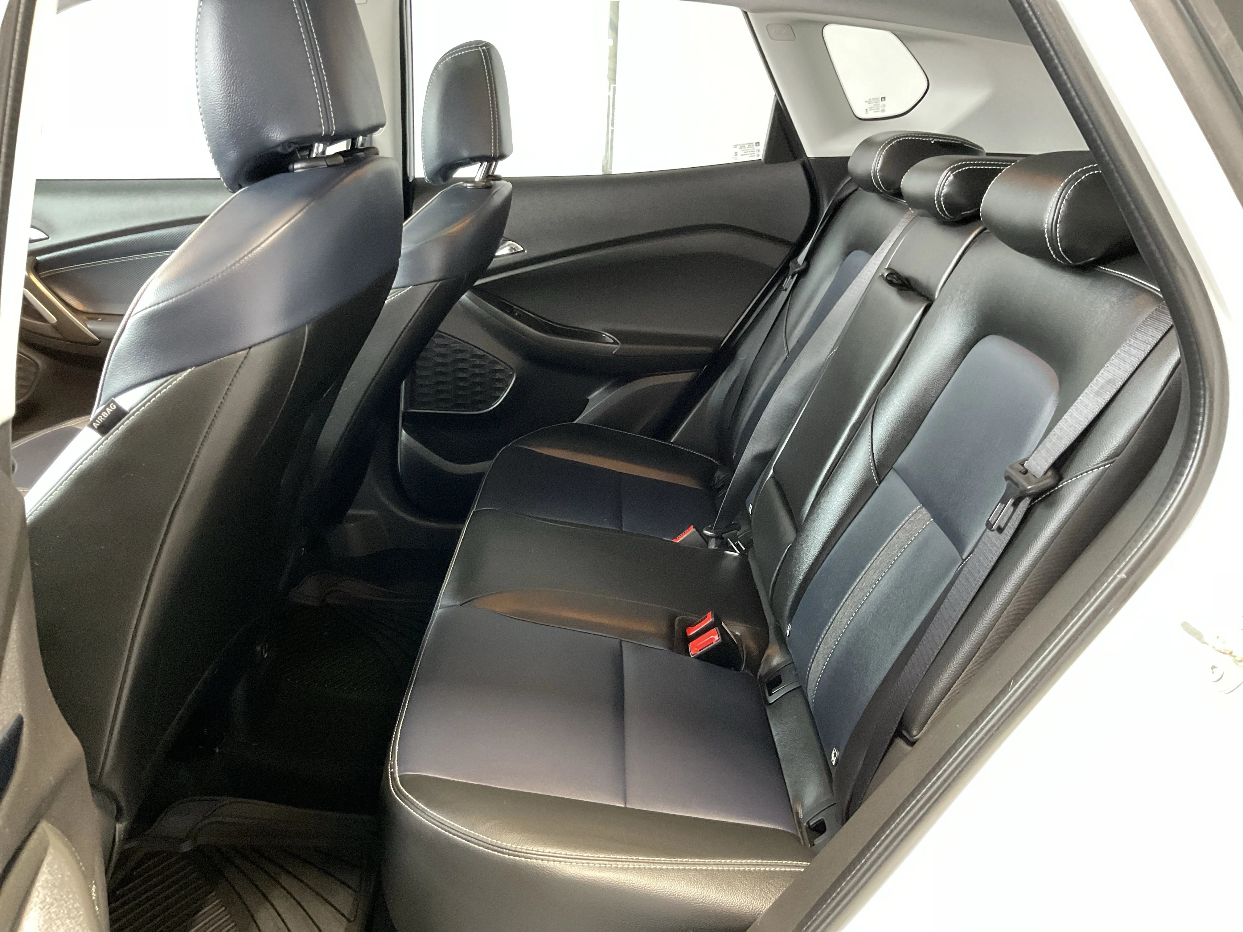 Interior 3