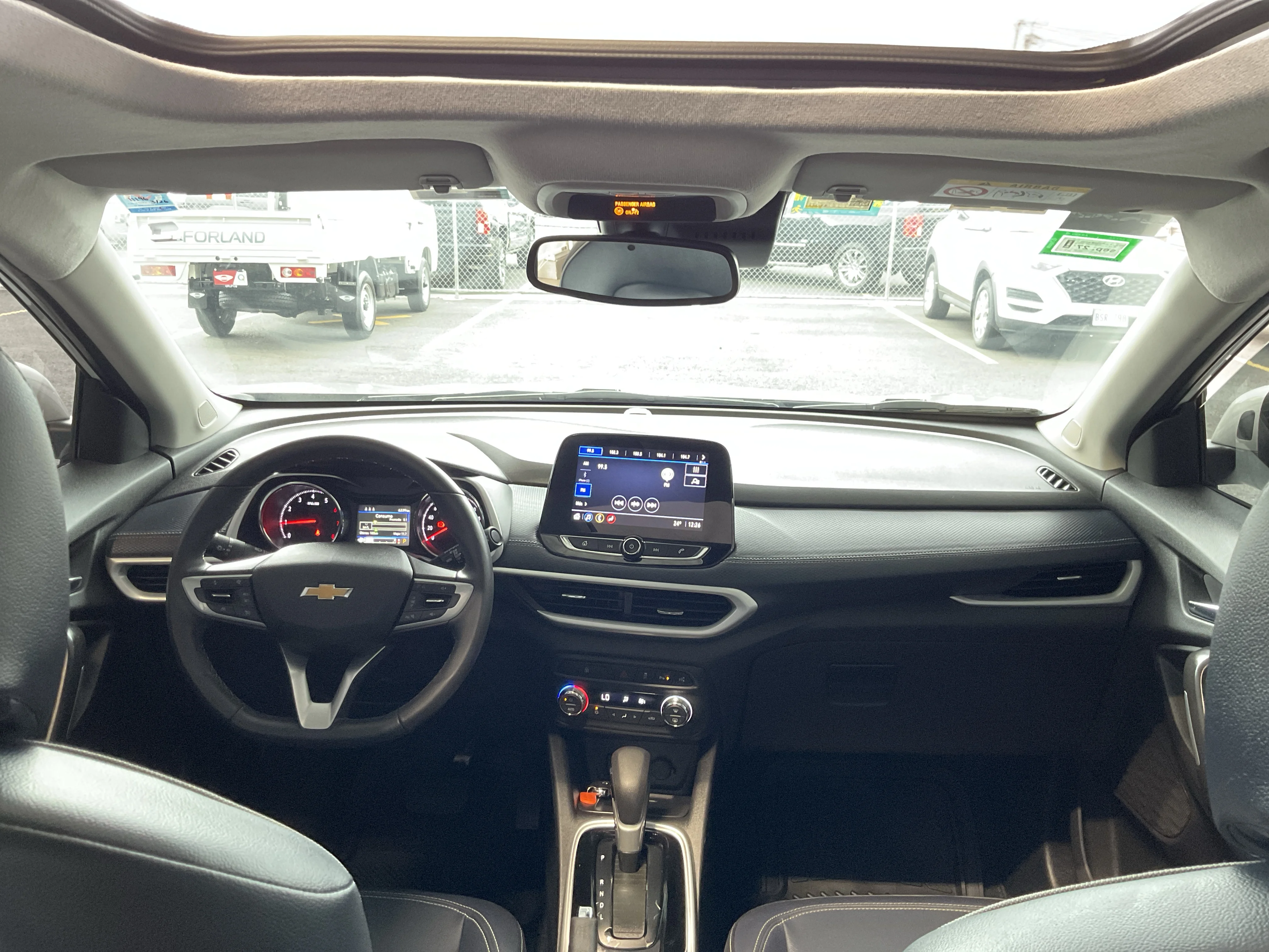 Interior 9