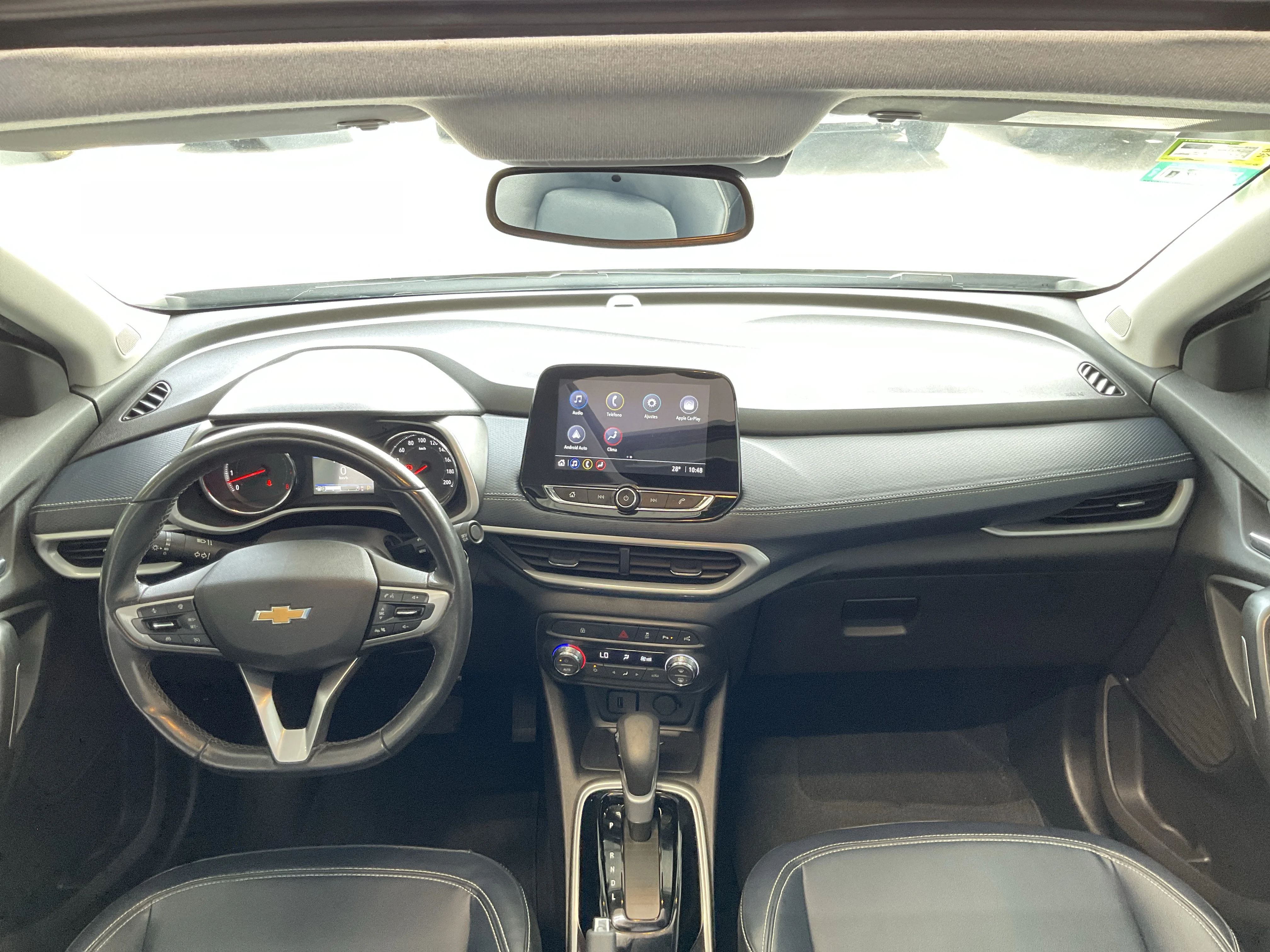 Interior 9