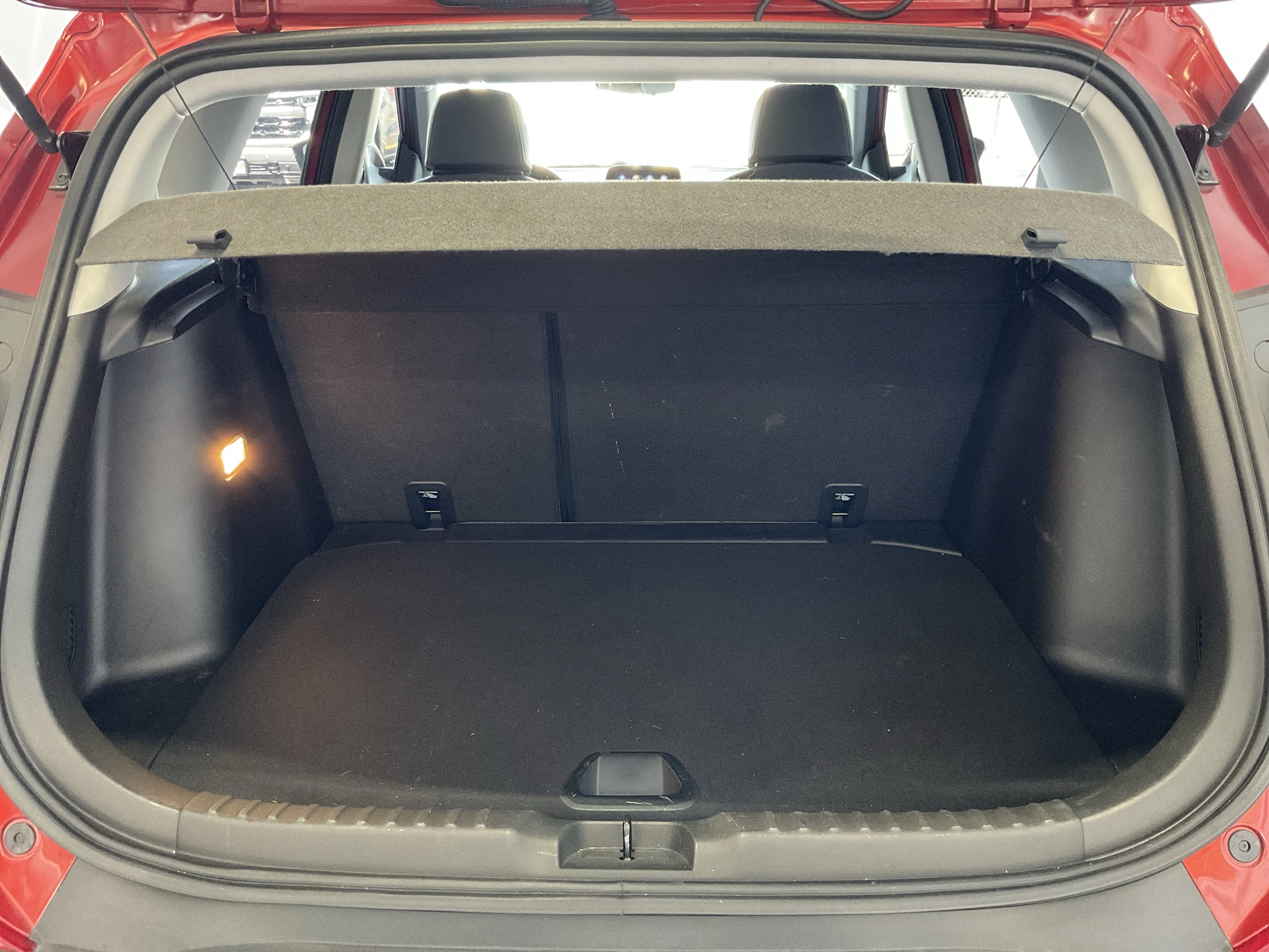 Interior 4
