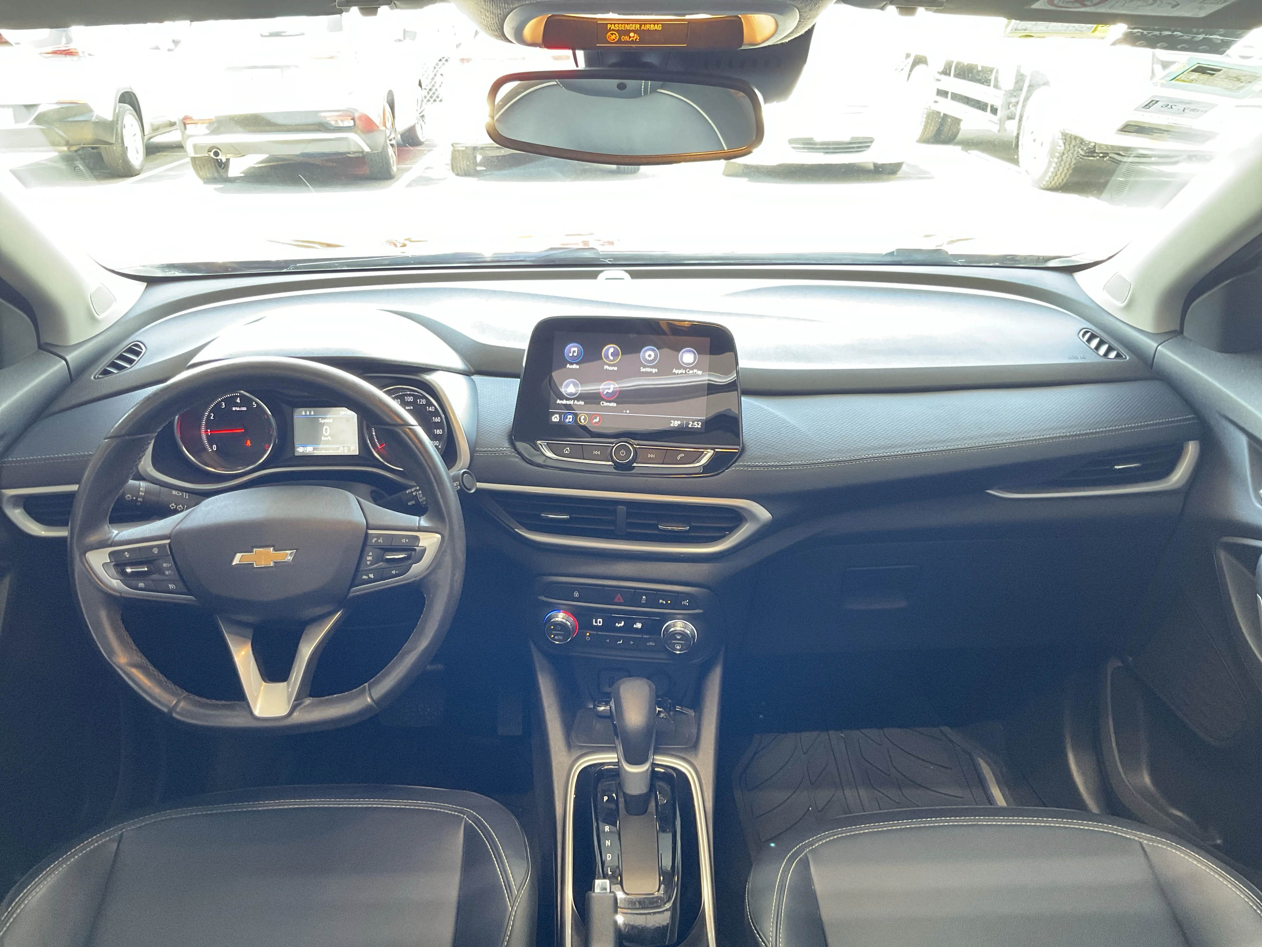 Interior 9