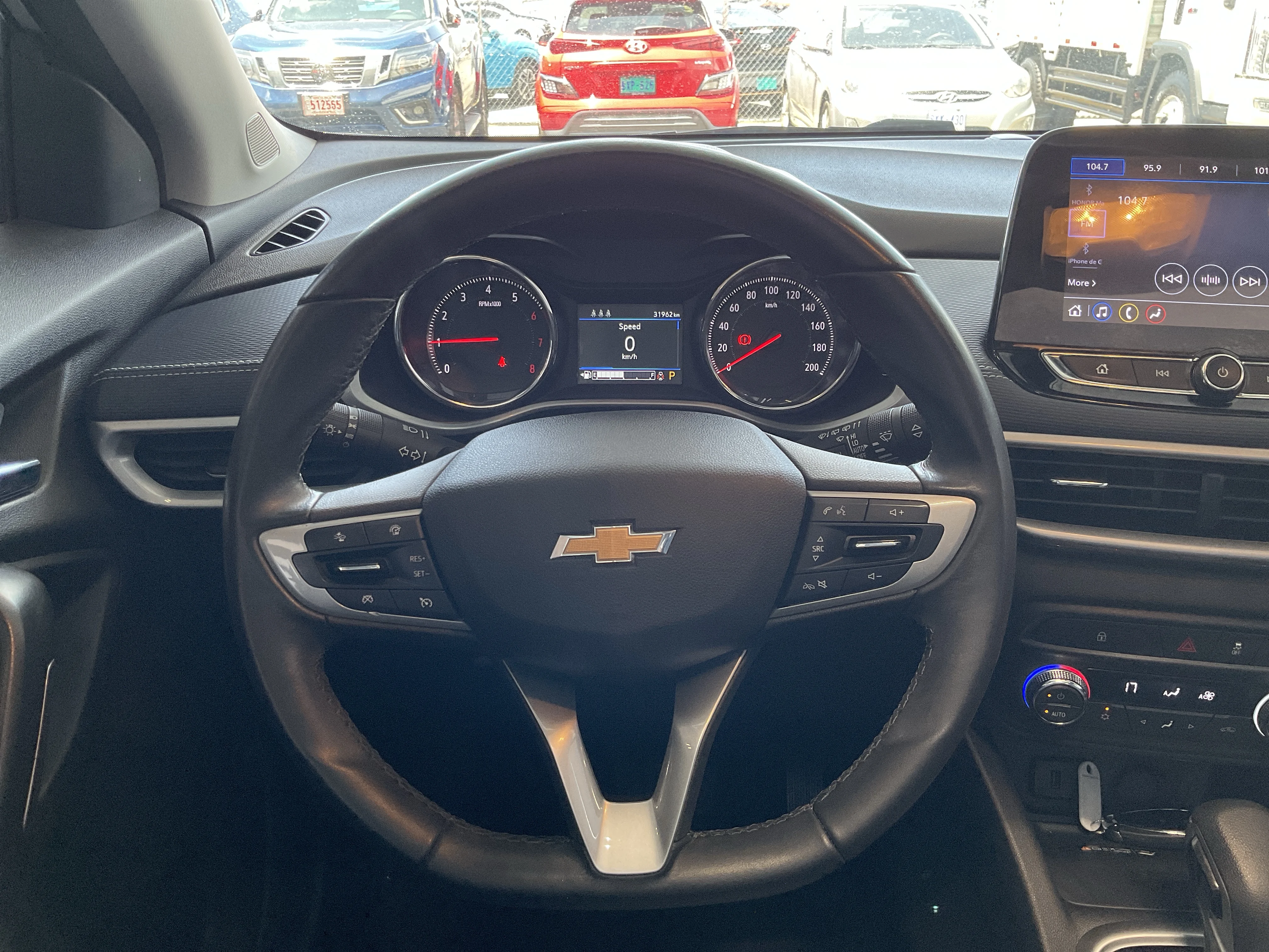 Interior 12