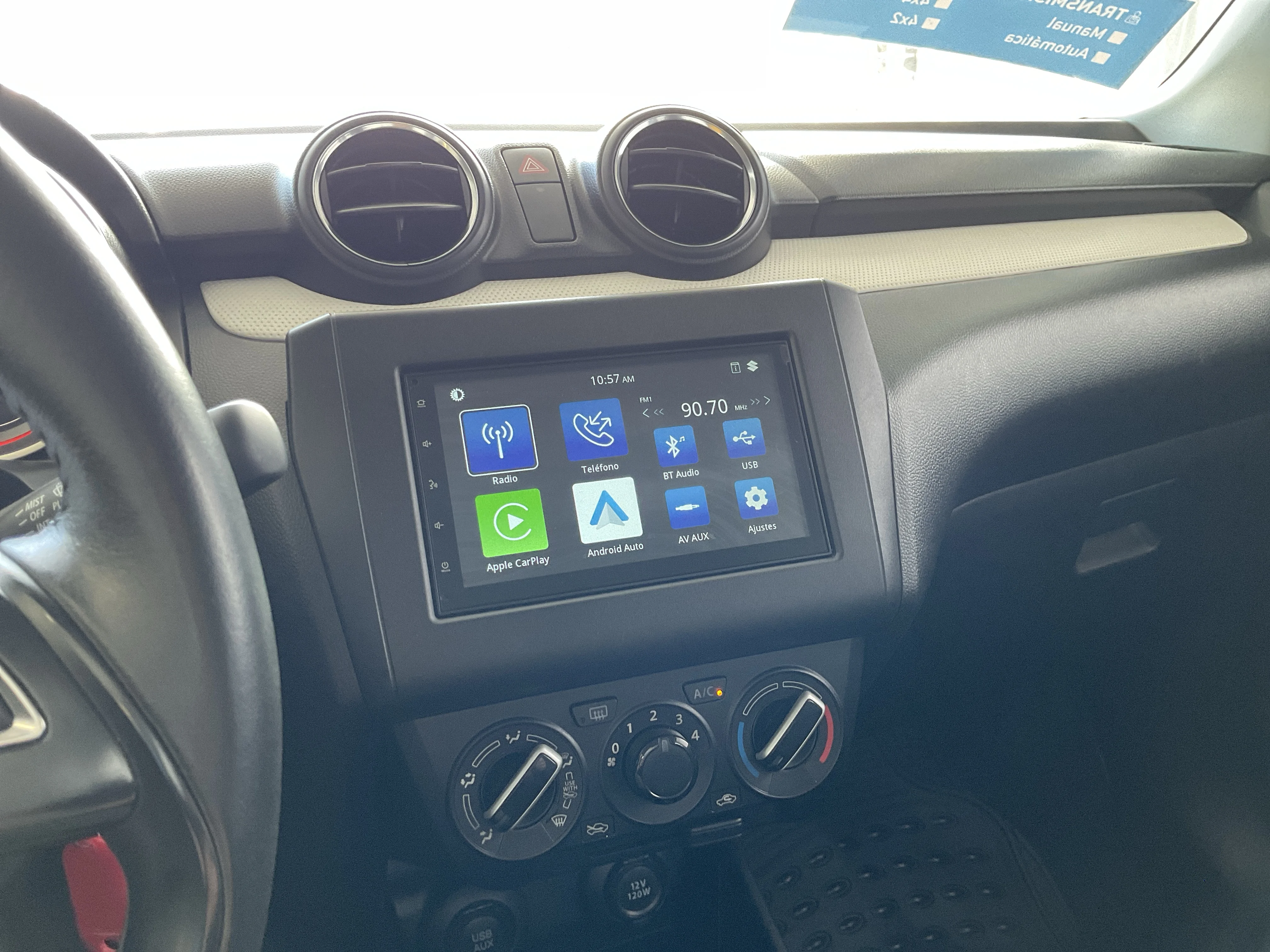 Interior 8