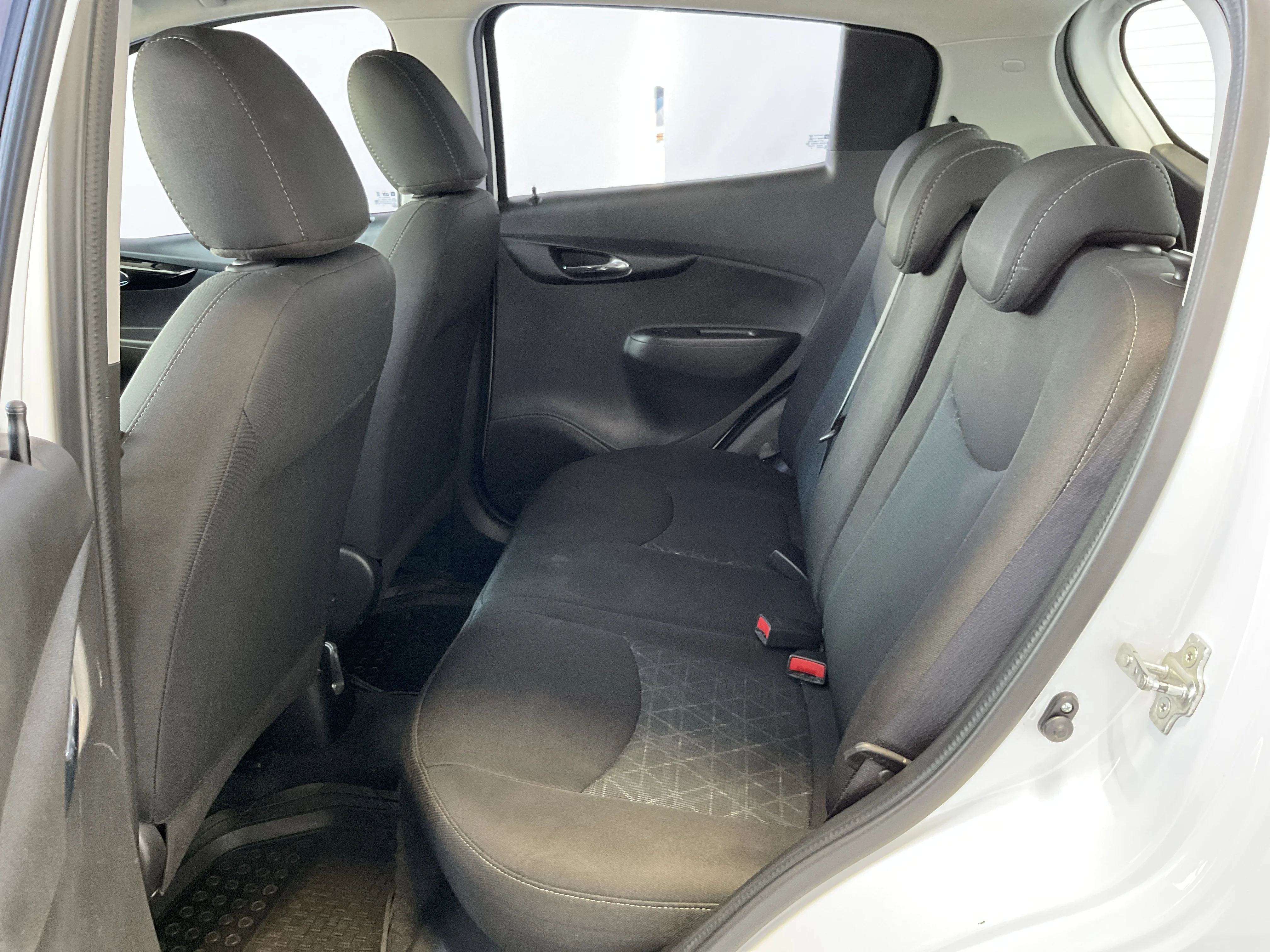 Interior 3