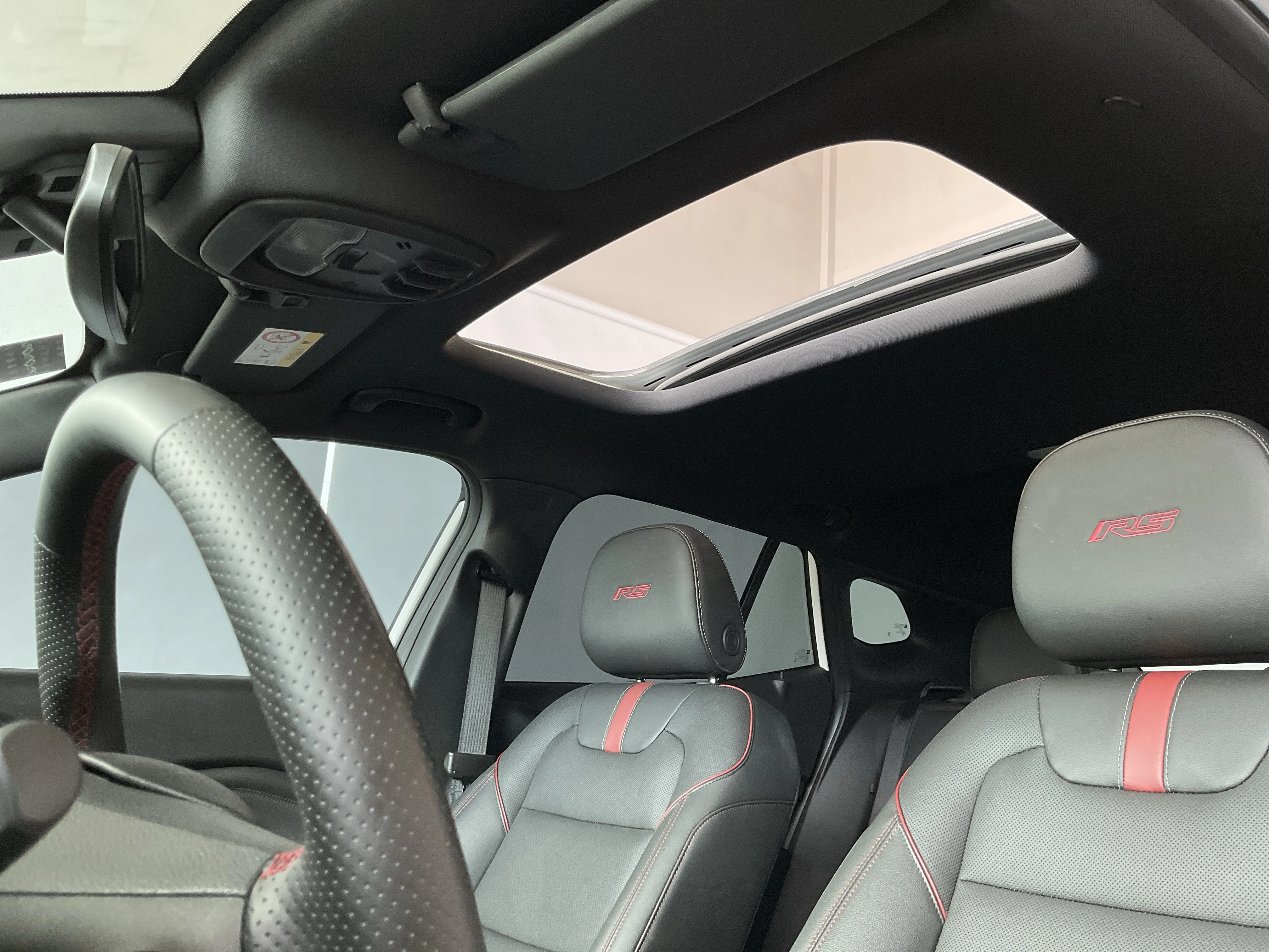 Interior 10