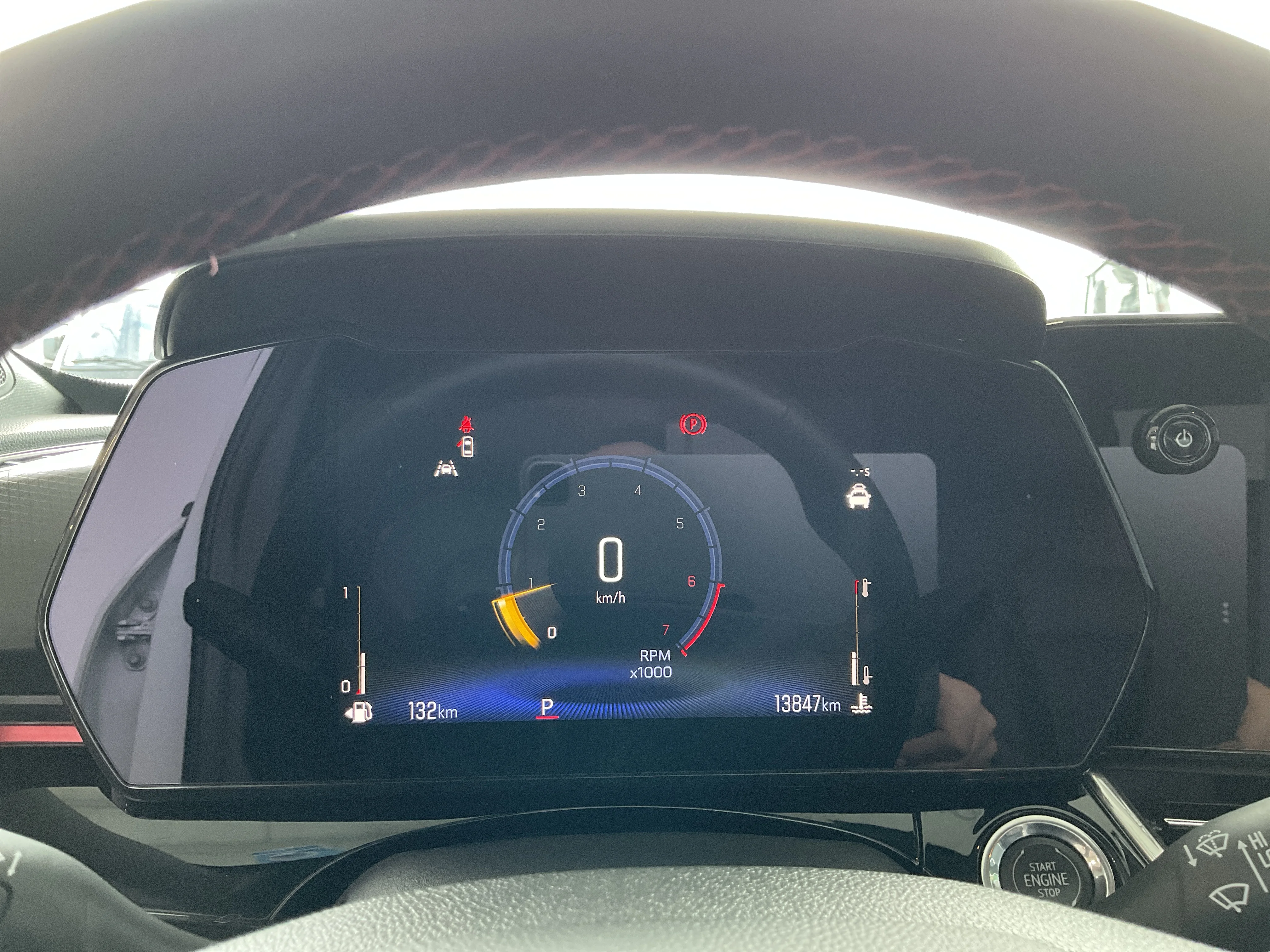 Interior 11