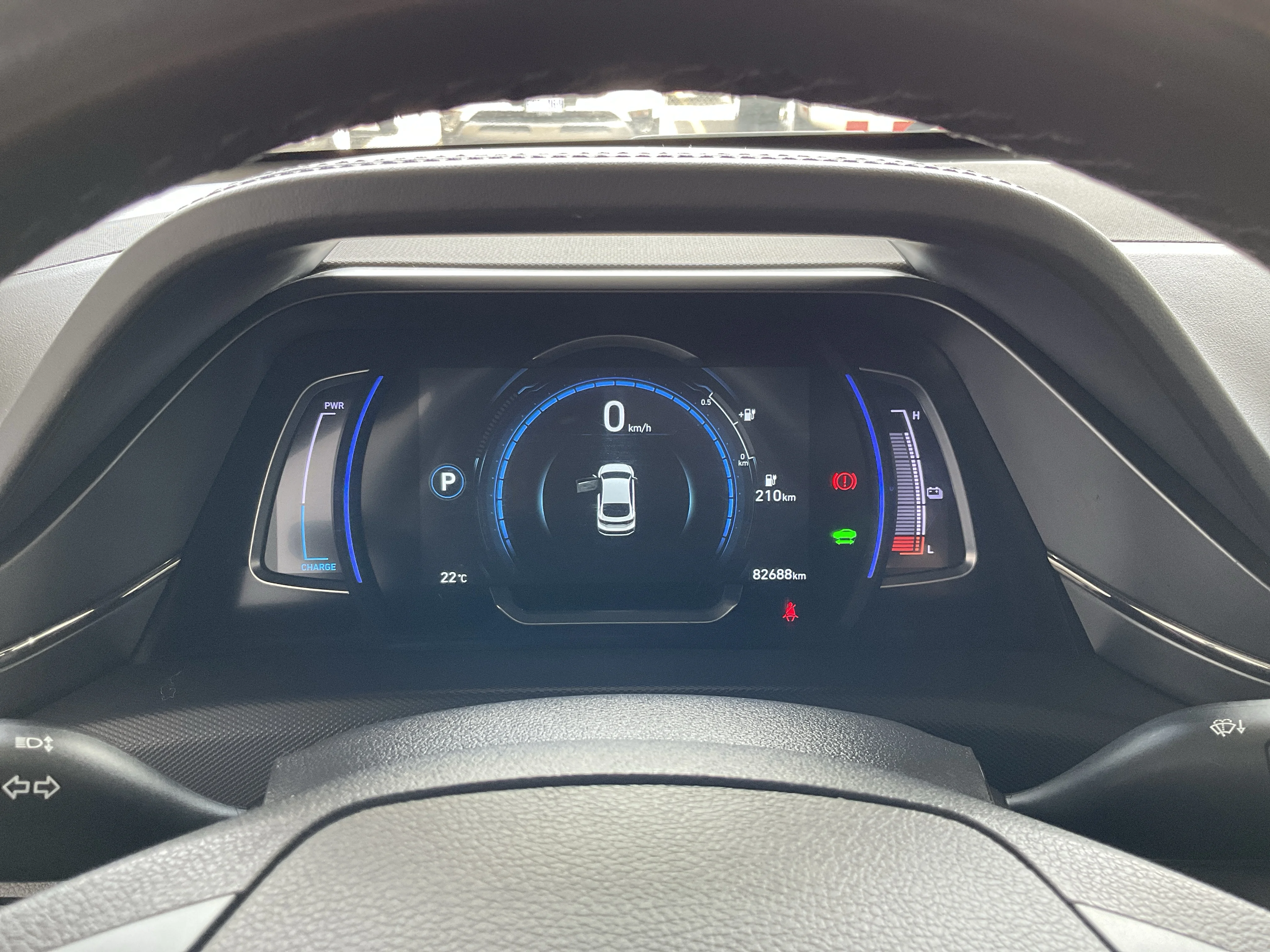 Interior 10