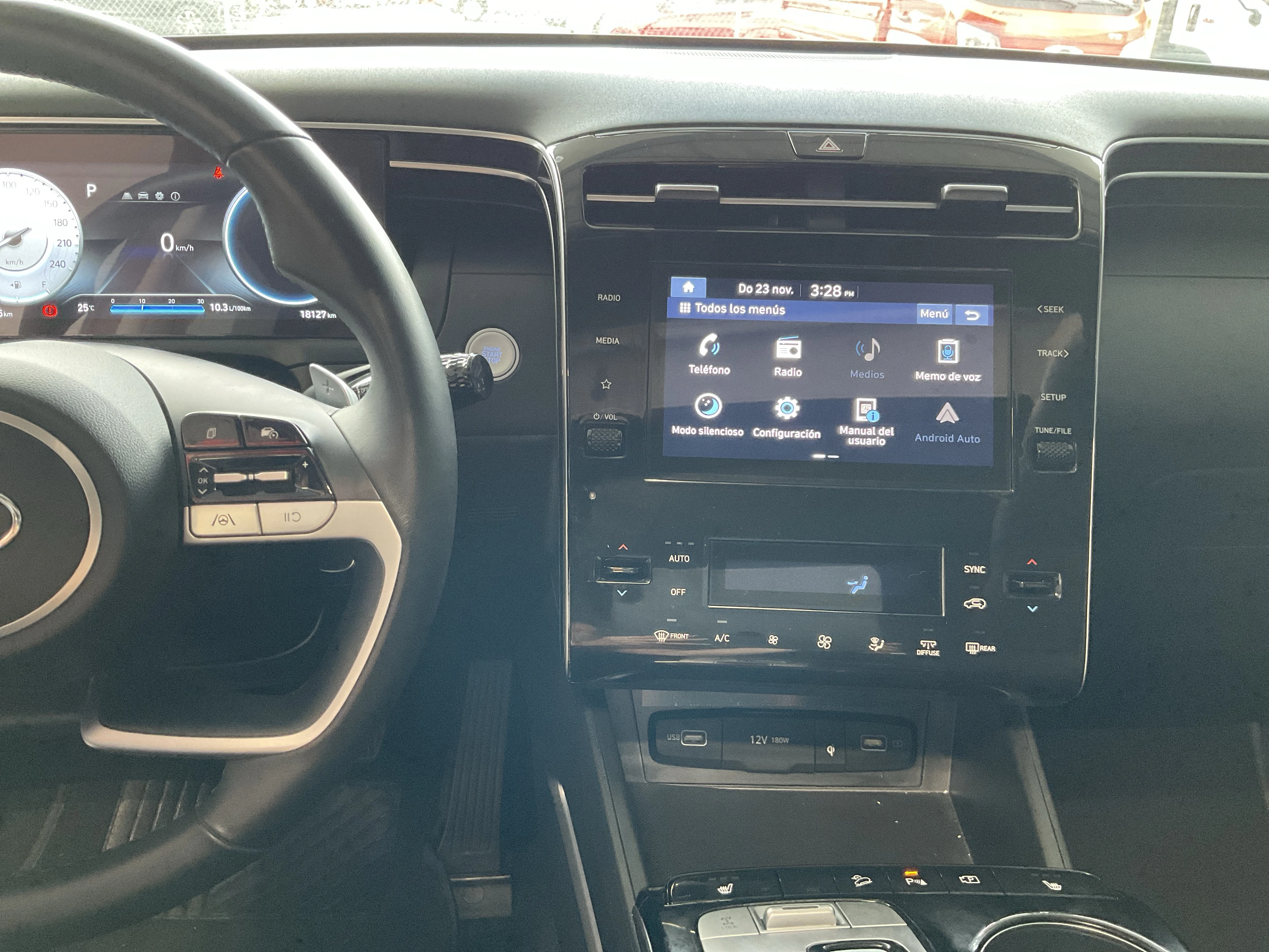 Interior 8