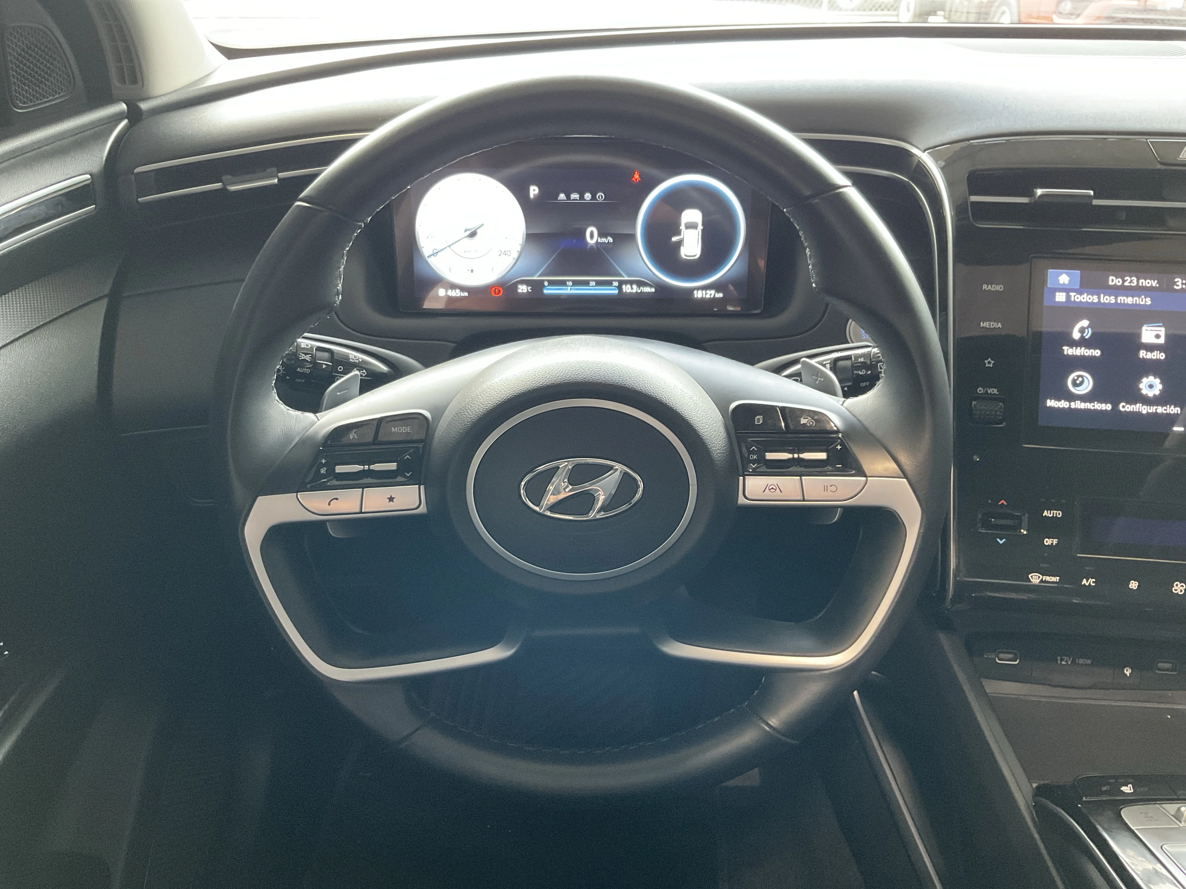Interior 12