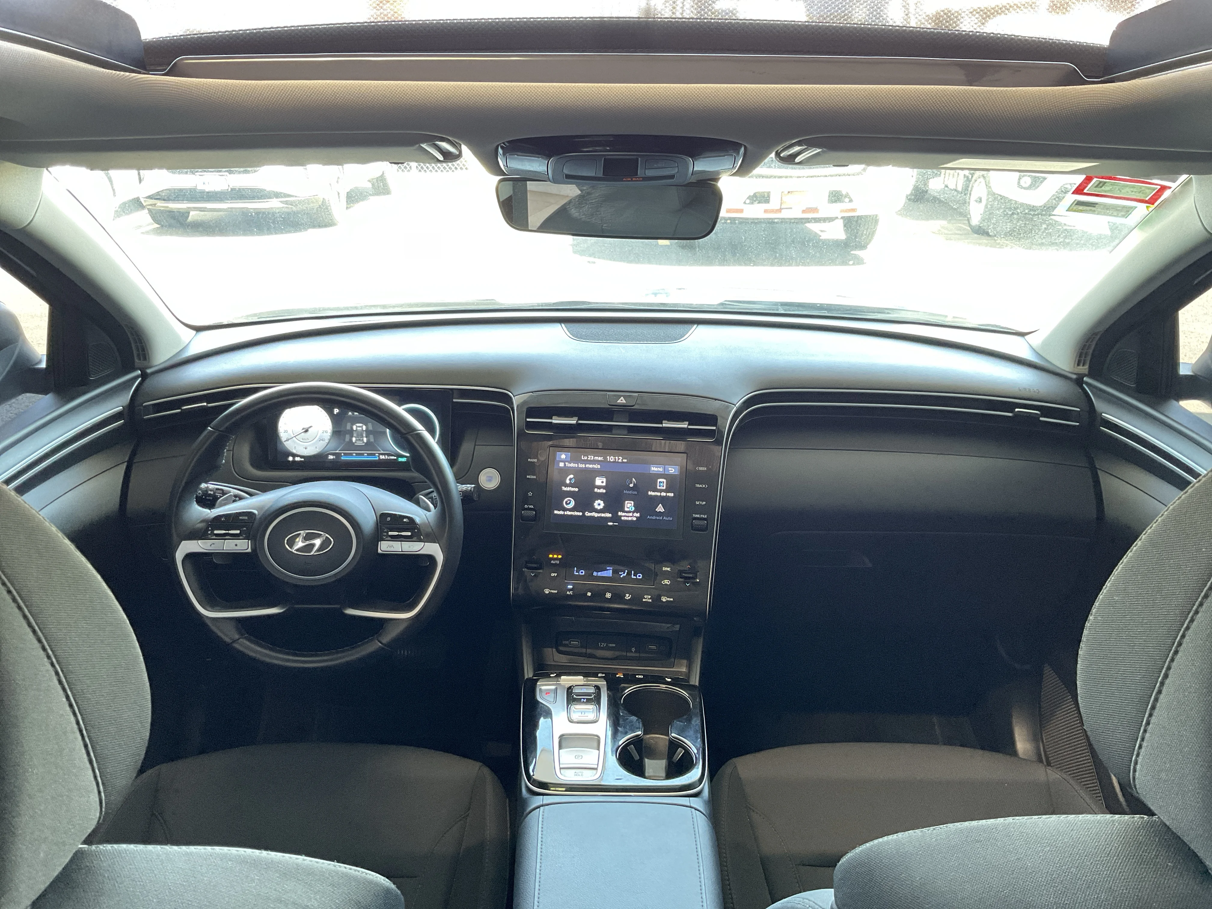 Interior 9