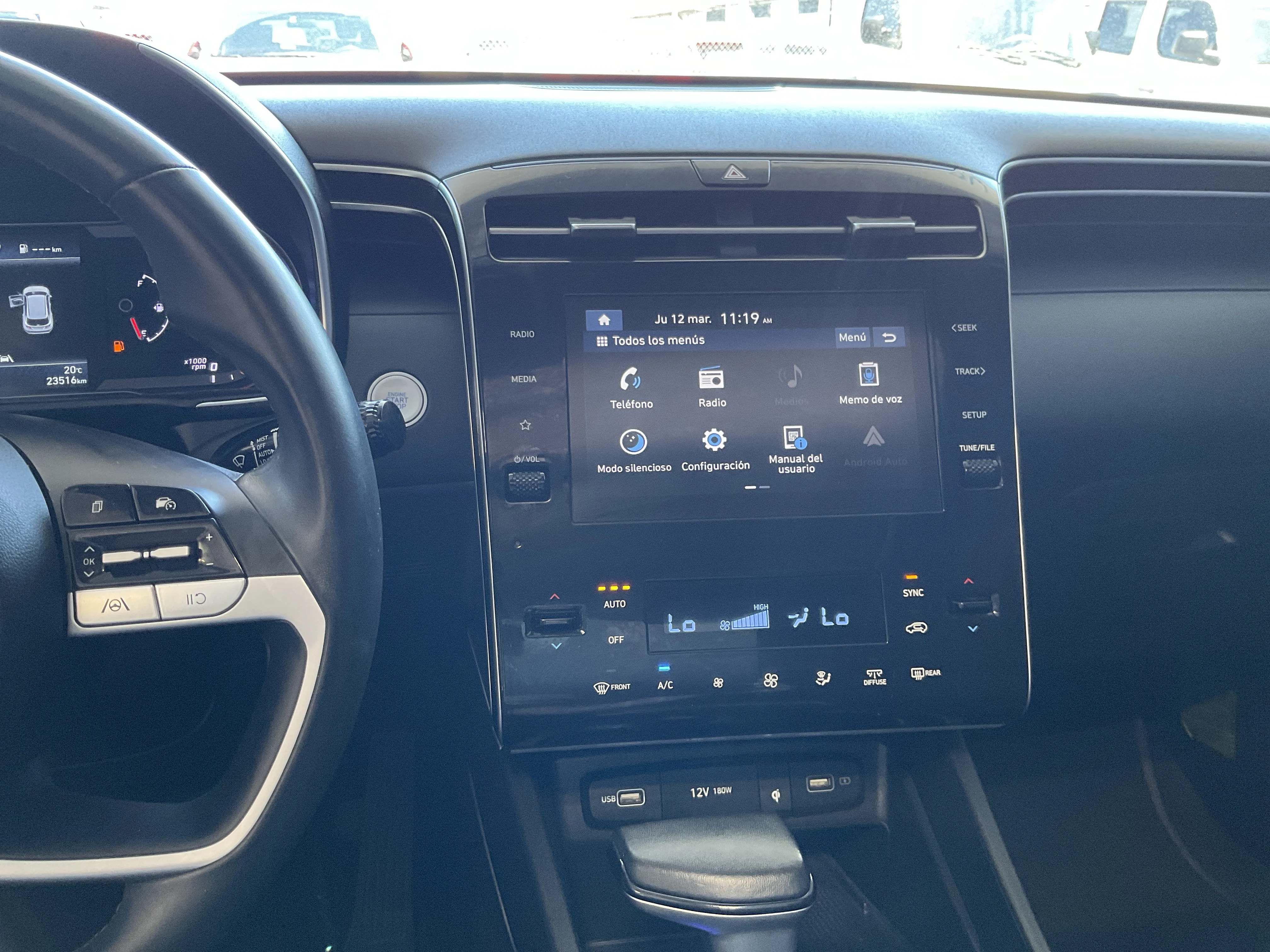 Interior 8