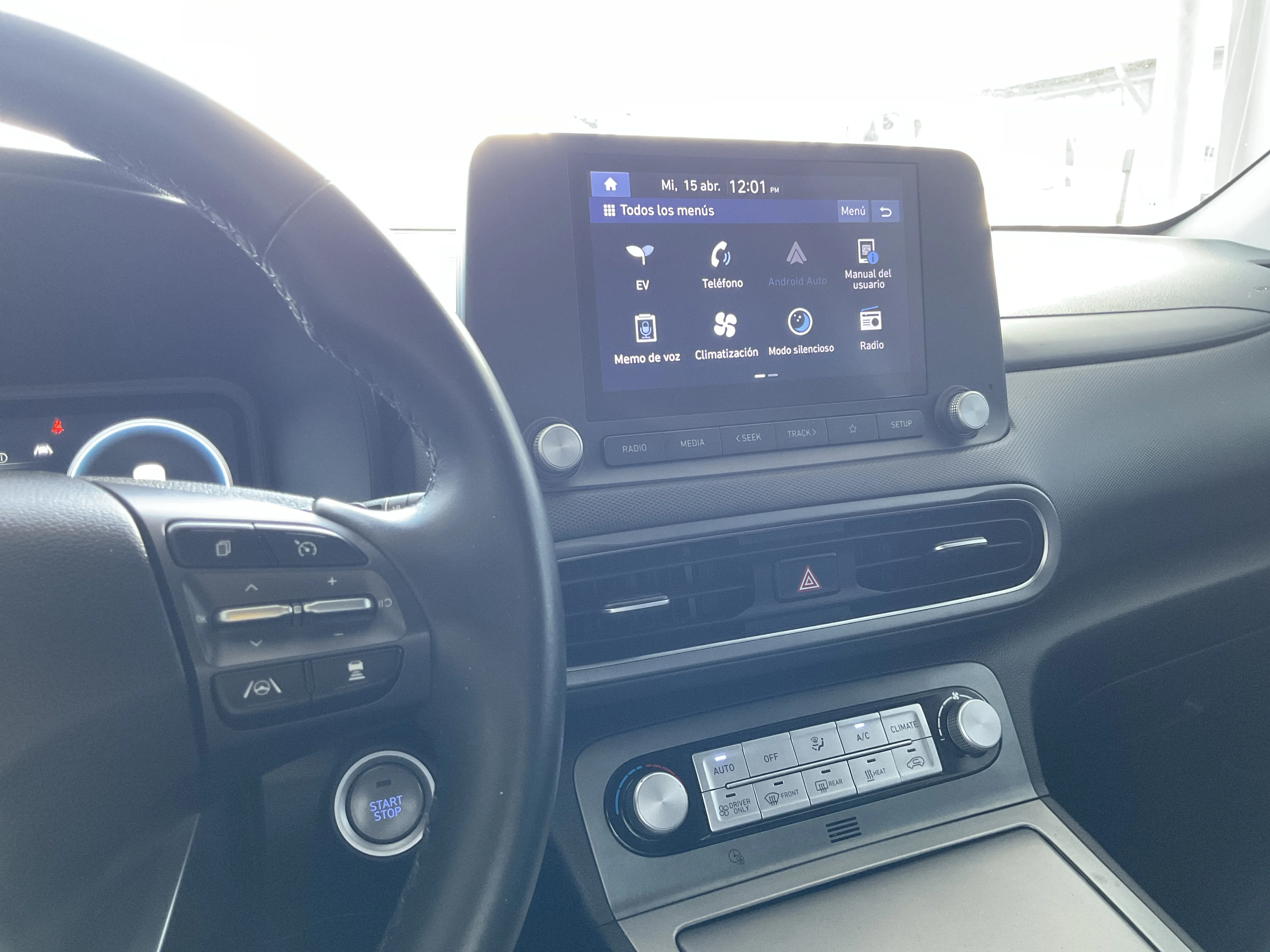 Interior 8