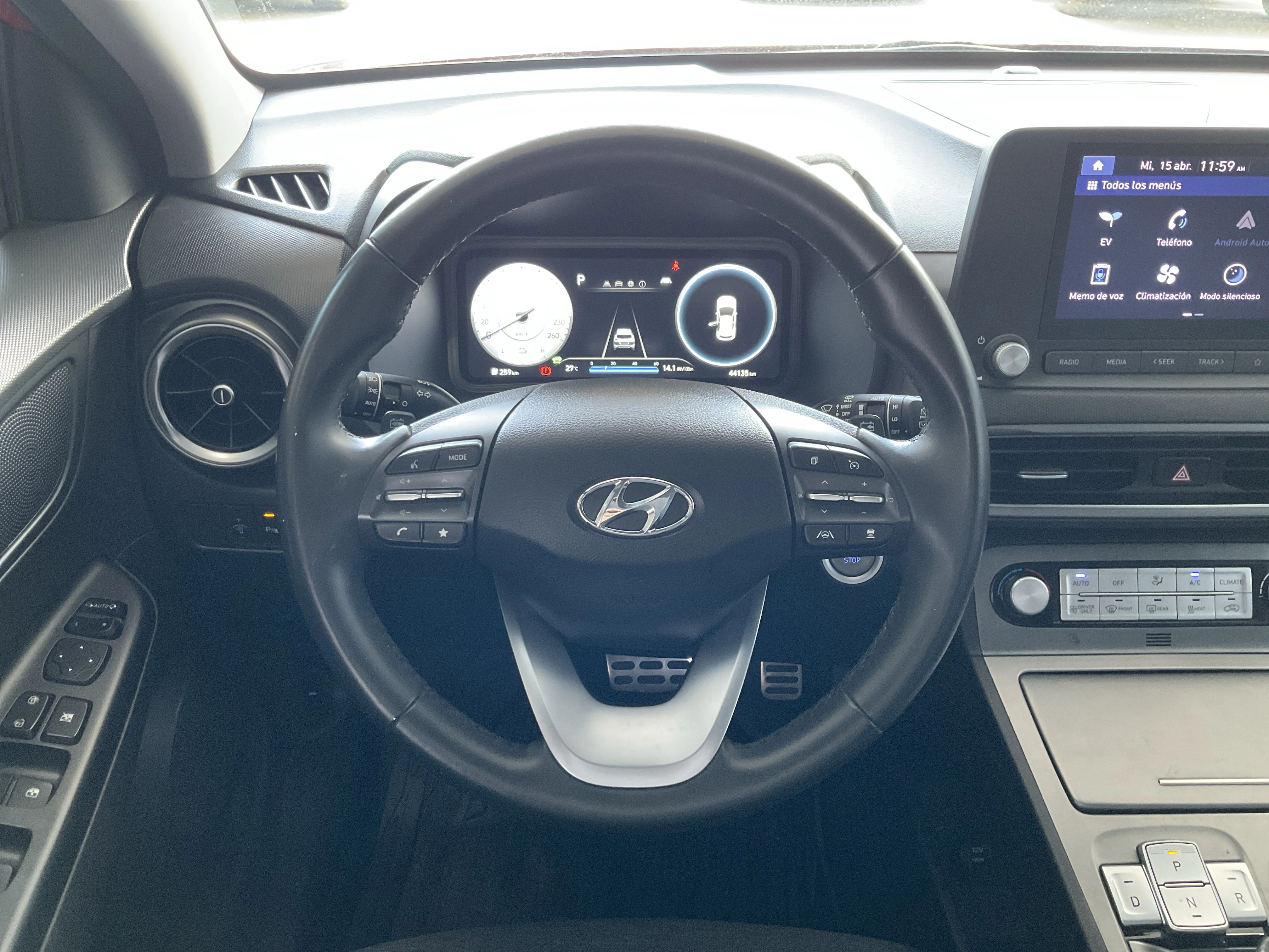 Interior 11