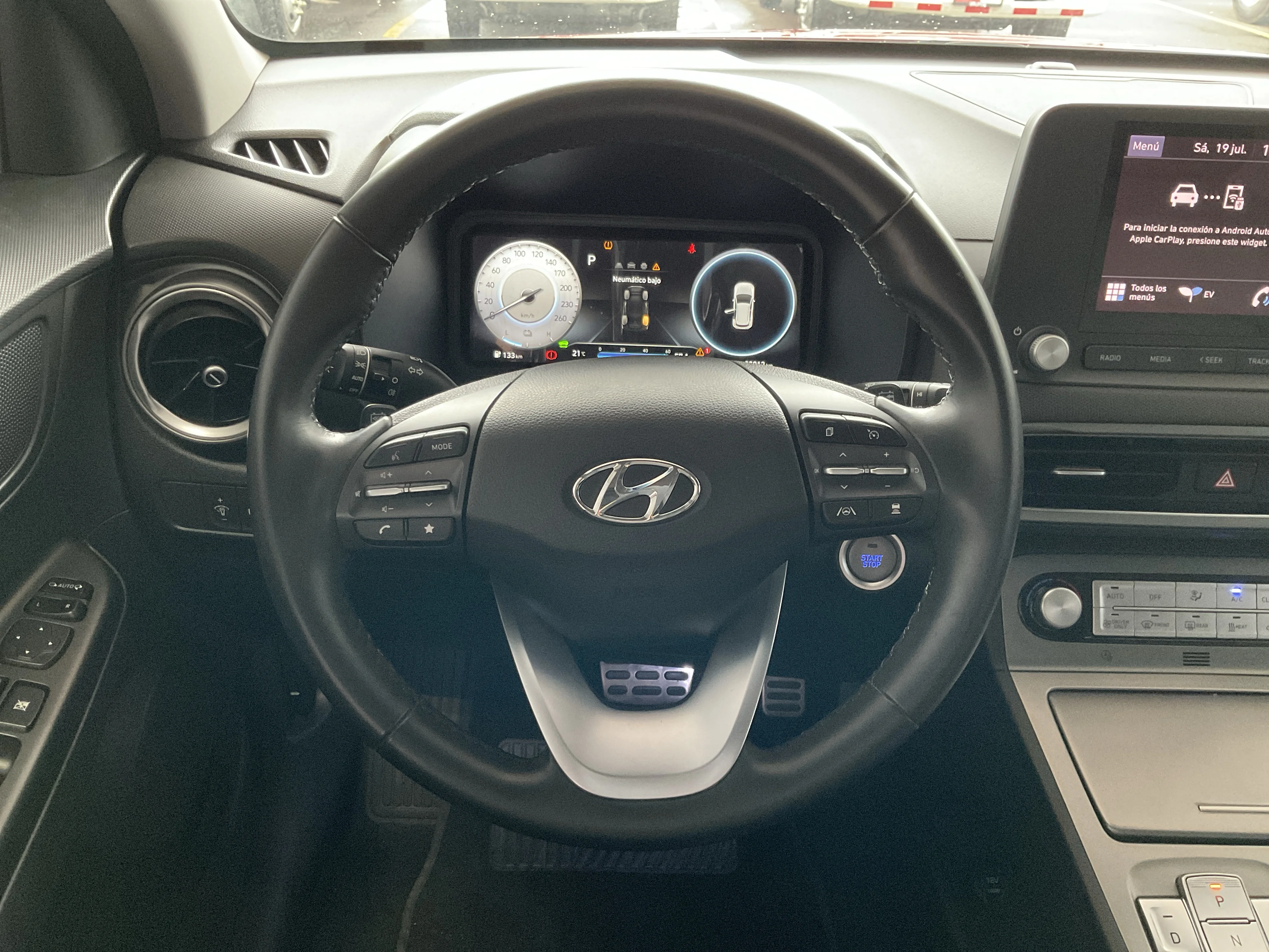 Interior 11