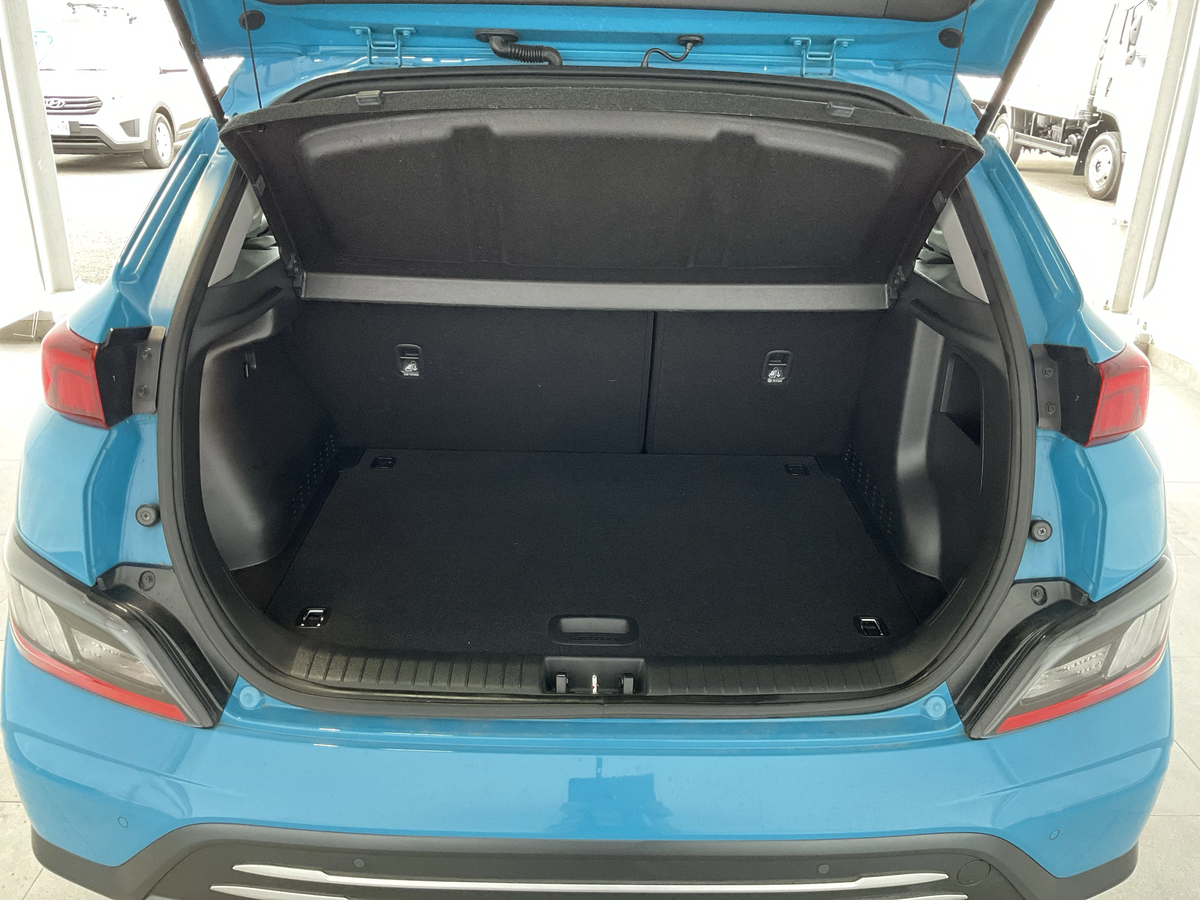Interior 4