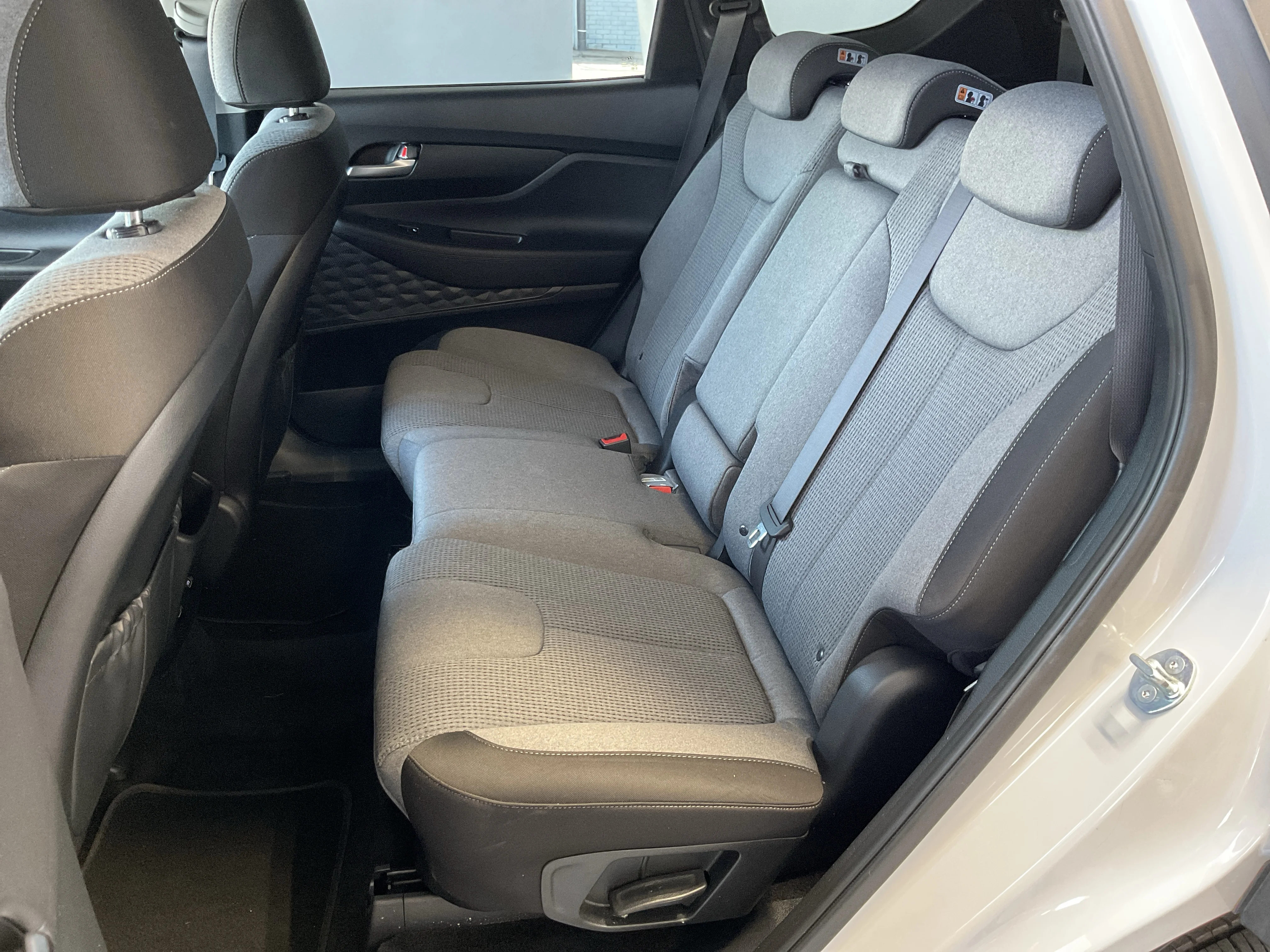 Interior 4