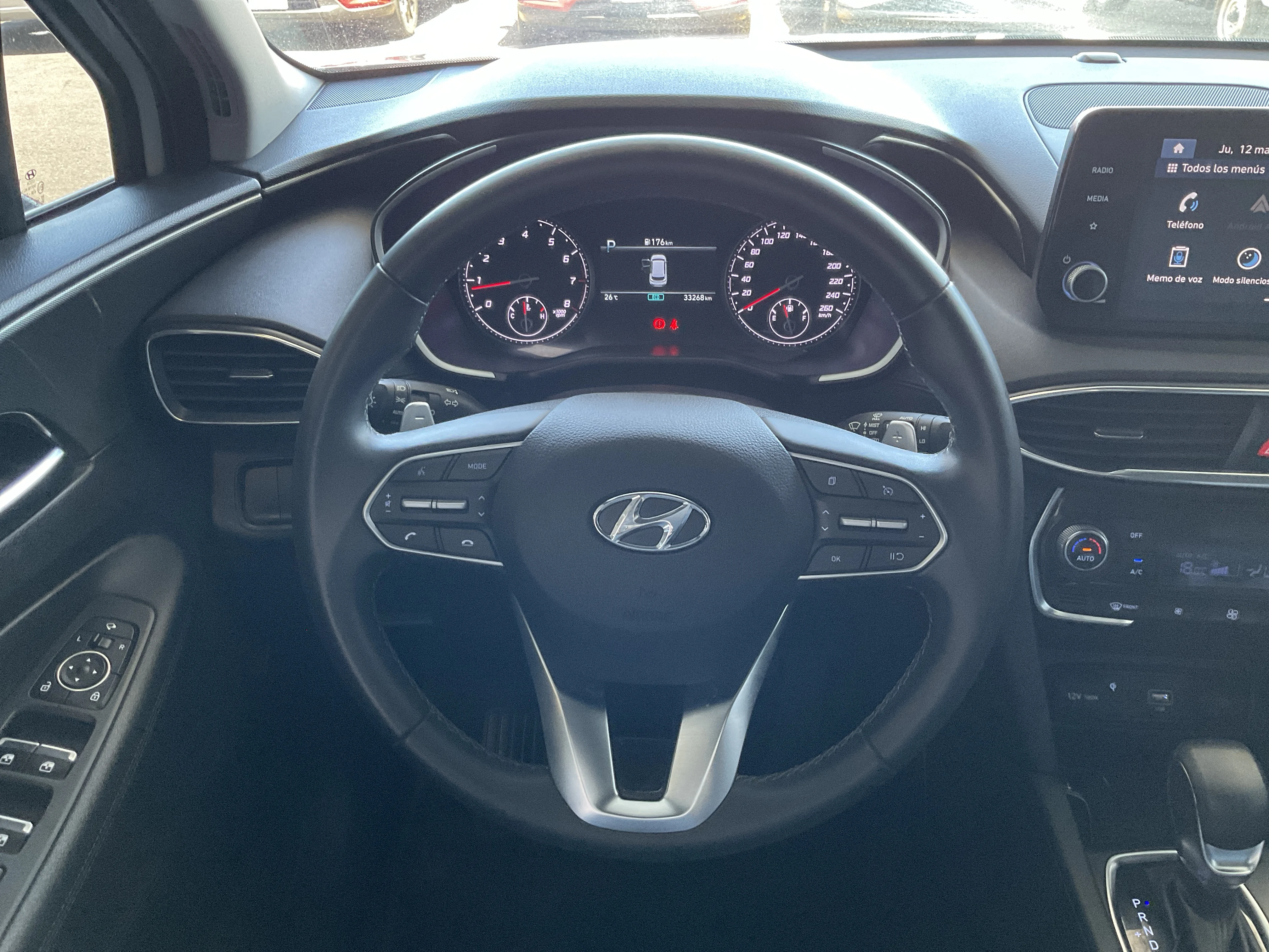 Interior 12