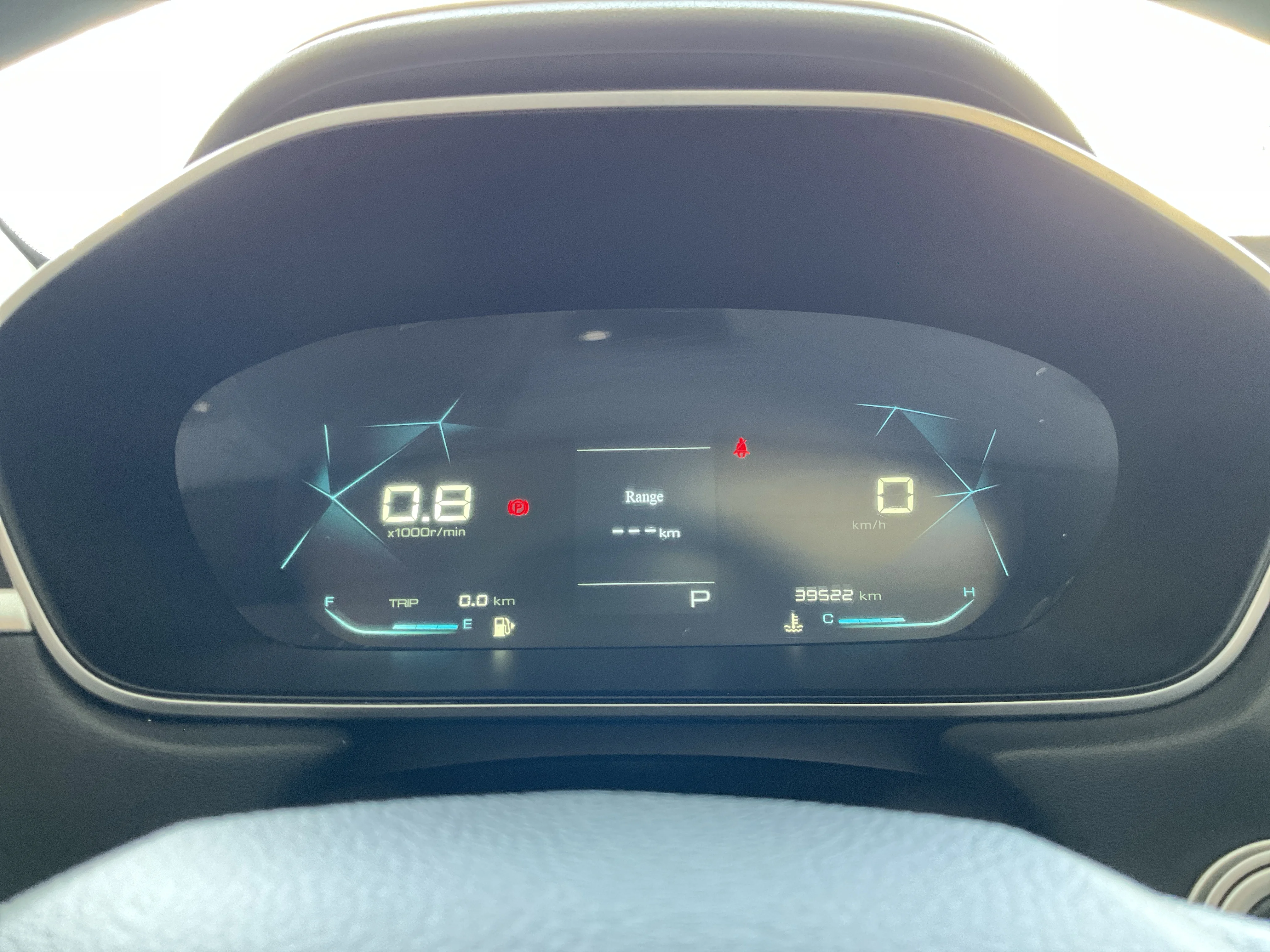 Interior 12