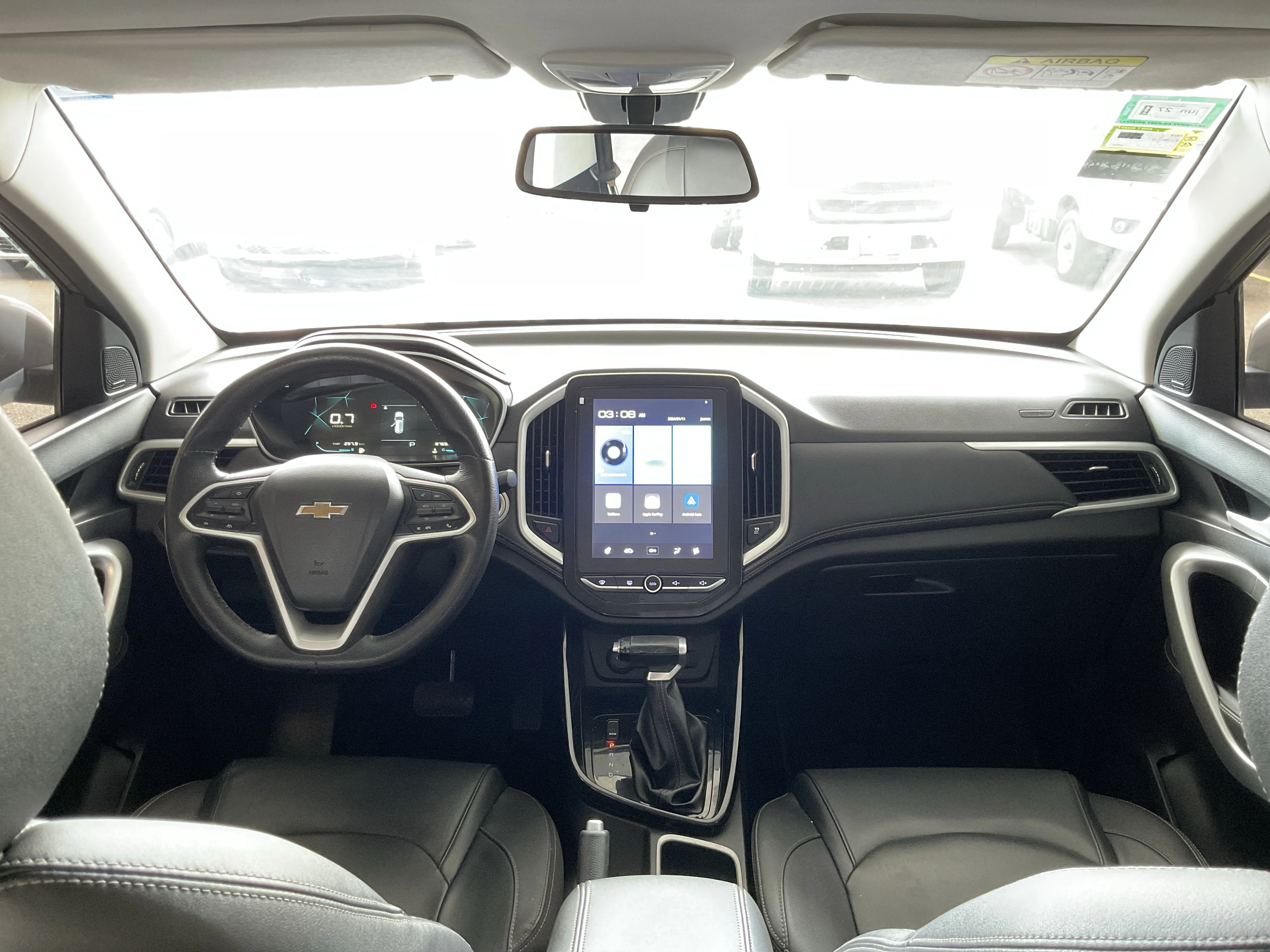 Interior 10