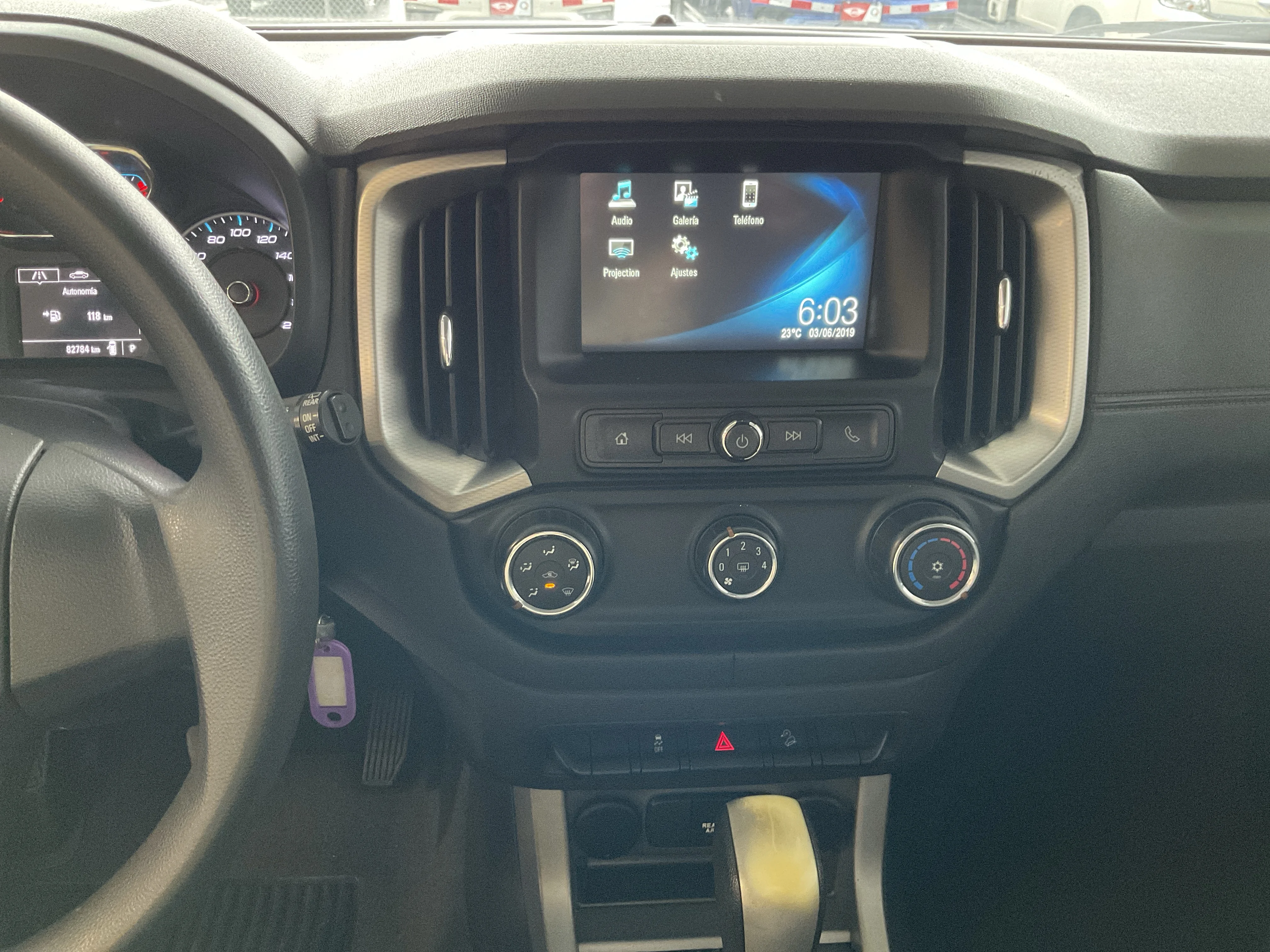 Interior 9