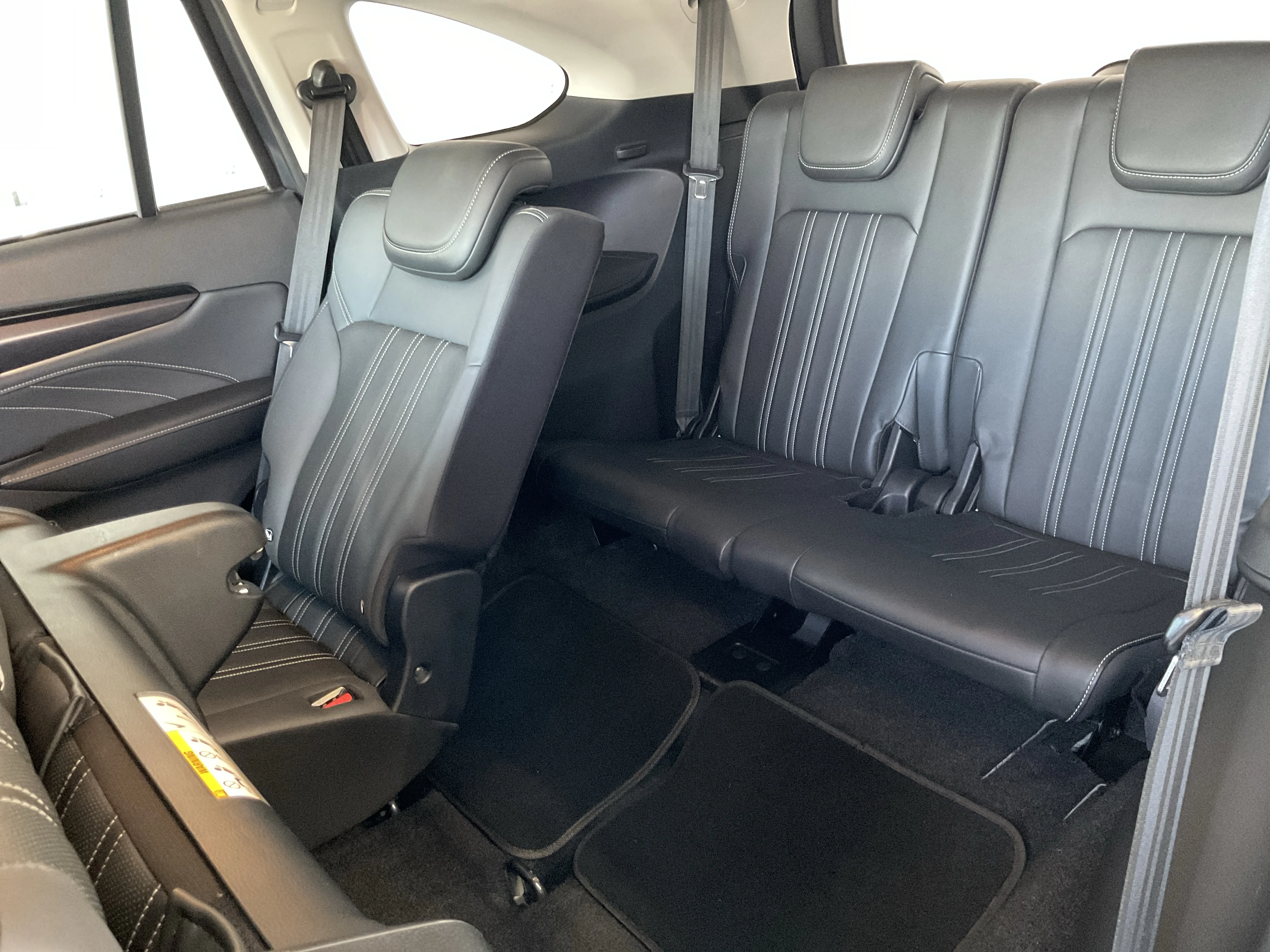 Interior 3
