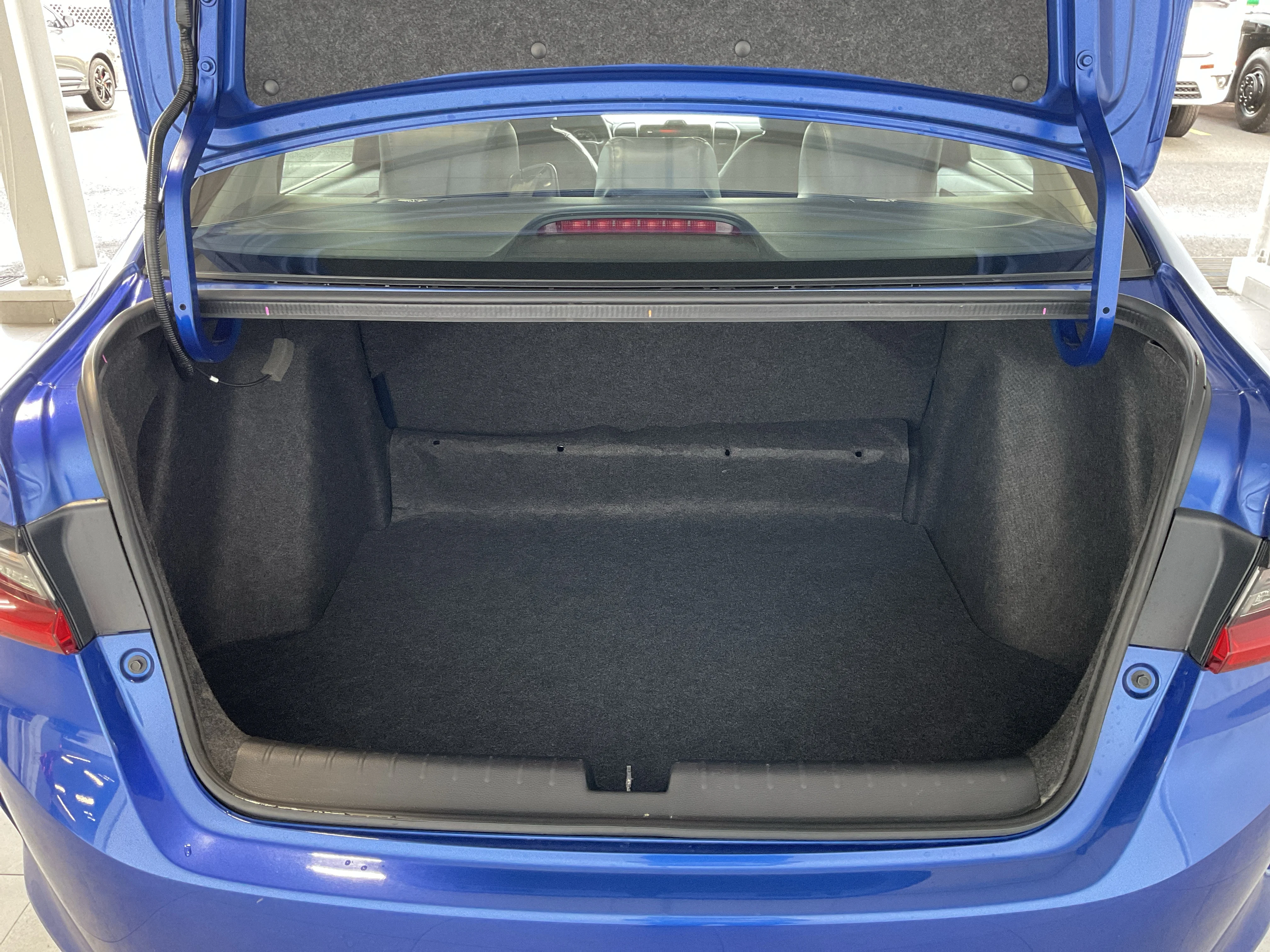 Interior 4