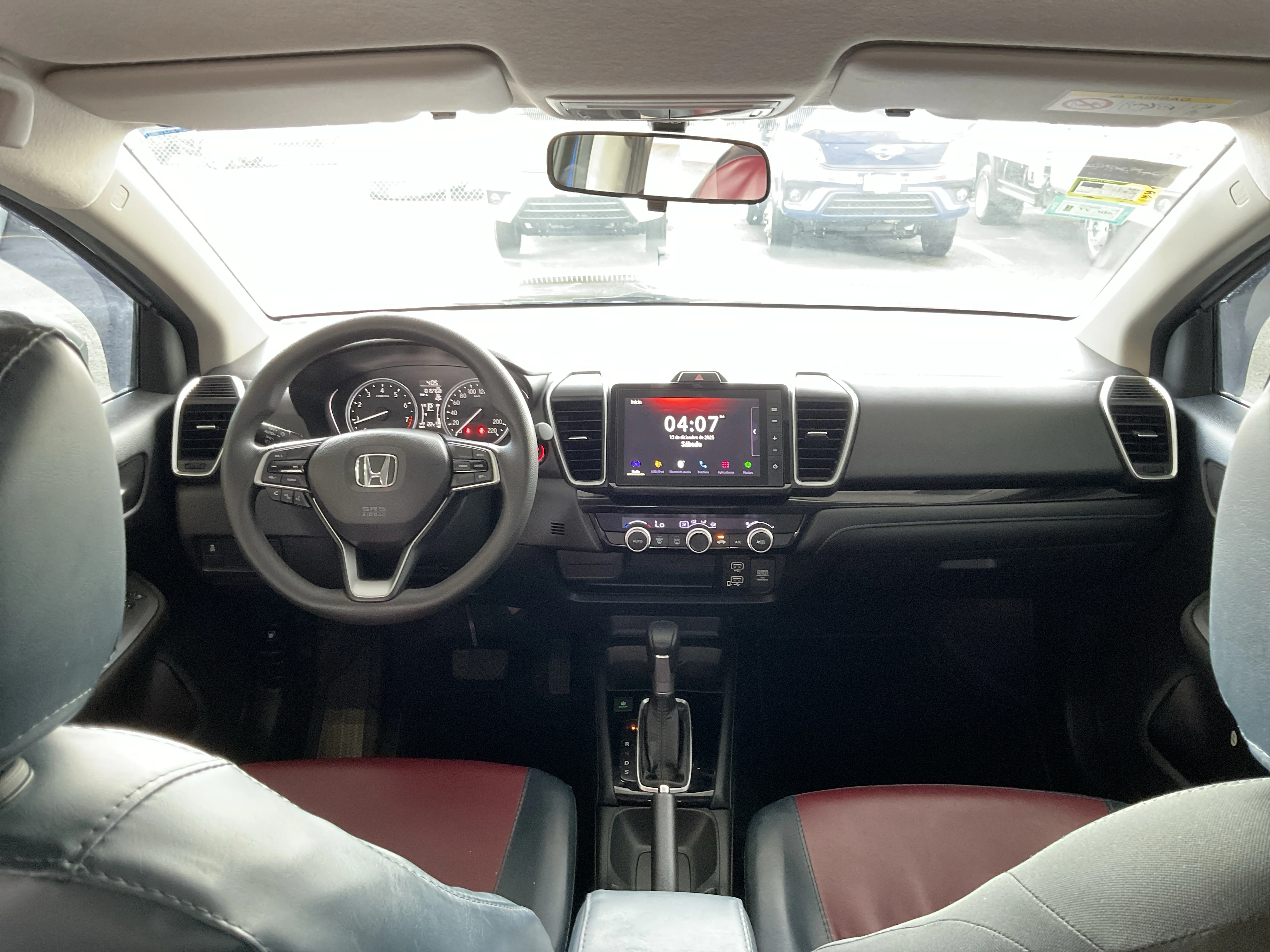 Interior 9
