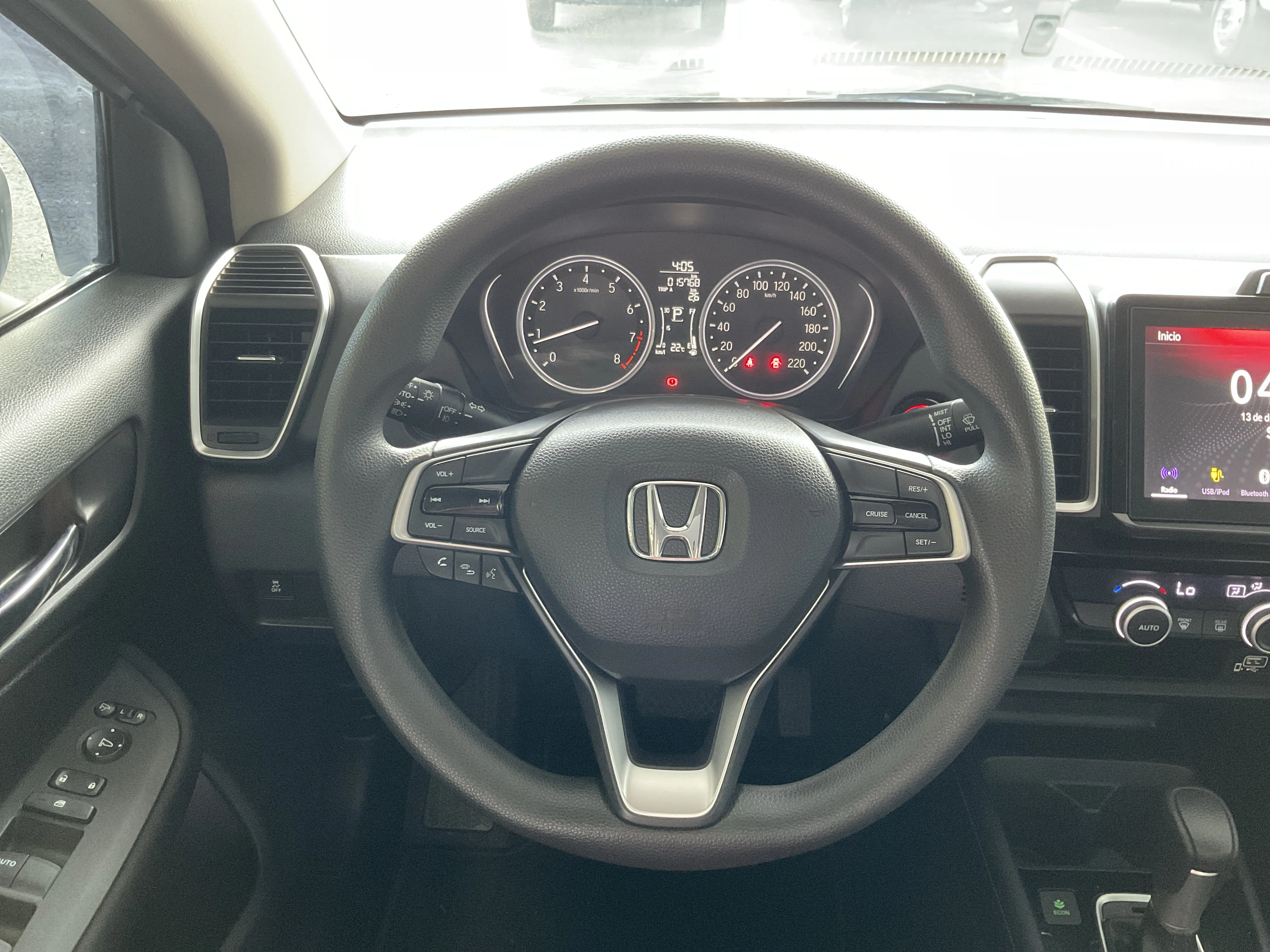 Interior 11